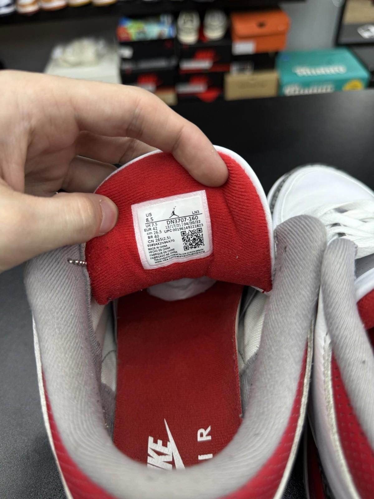 Jordan Brand Nike Air Jordan 3 Retro Fire Red Size 8.5 DN3707-160 OG Size US 8.5 / EU 41-42 - 12 Thumbnail