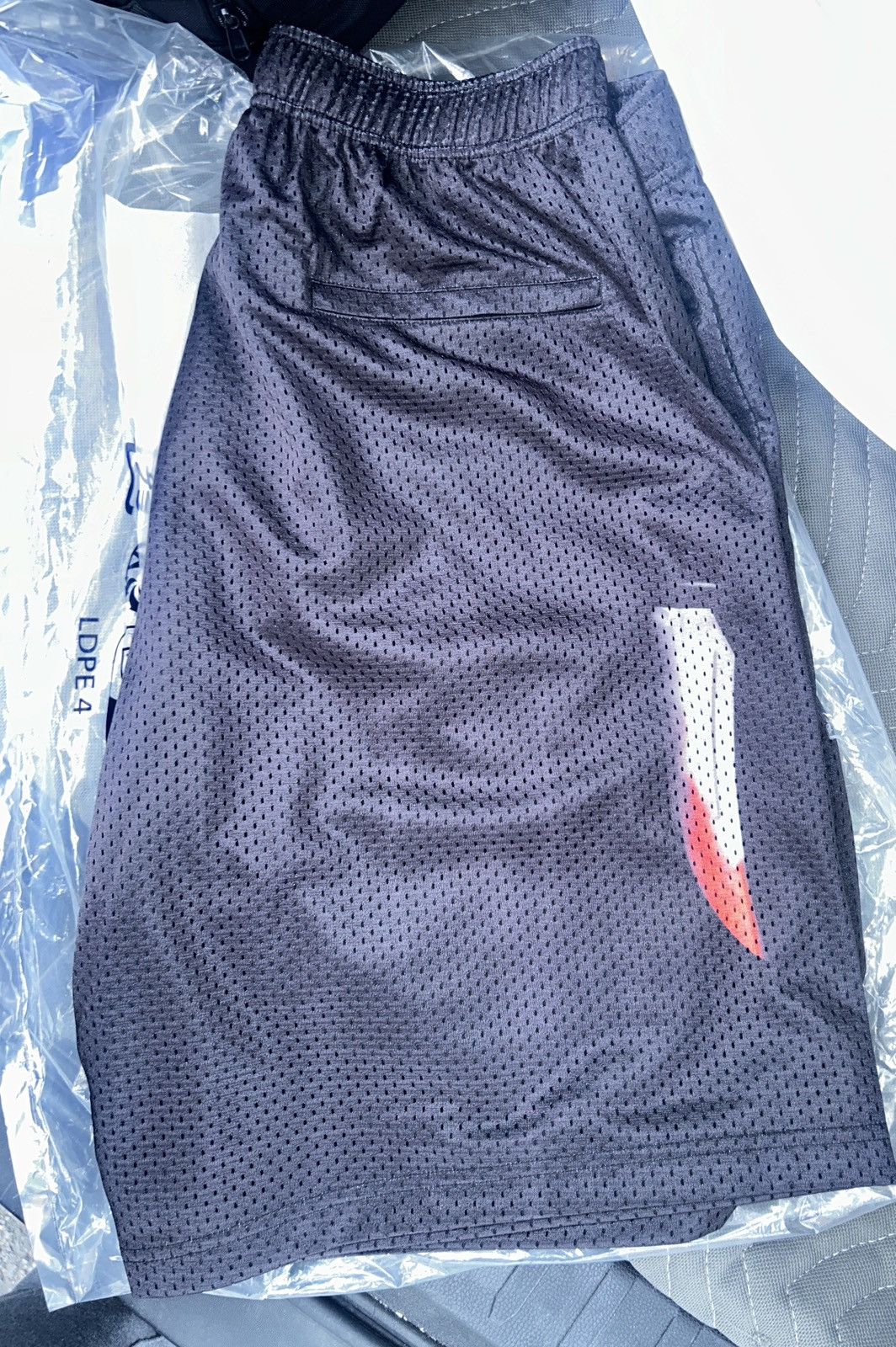Supreme Supreme ghostface scream shorts mesh large Size US 34 / EU 50 - 2 Thumbnail