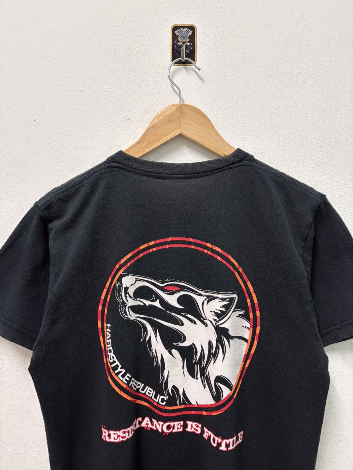 Japanese Brand × Vintage 2000's Hardstyle Republic Shuffle UK Version T-Shirt Size US S / EU 44-46 / 1 - 4 Thumbnail