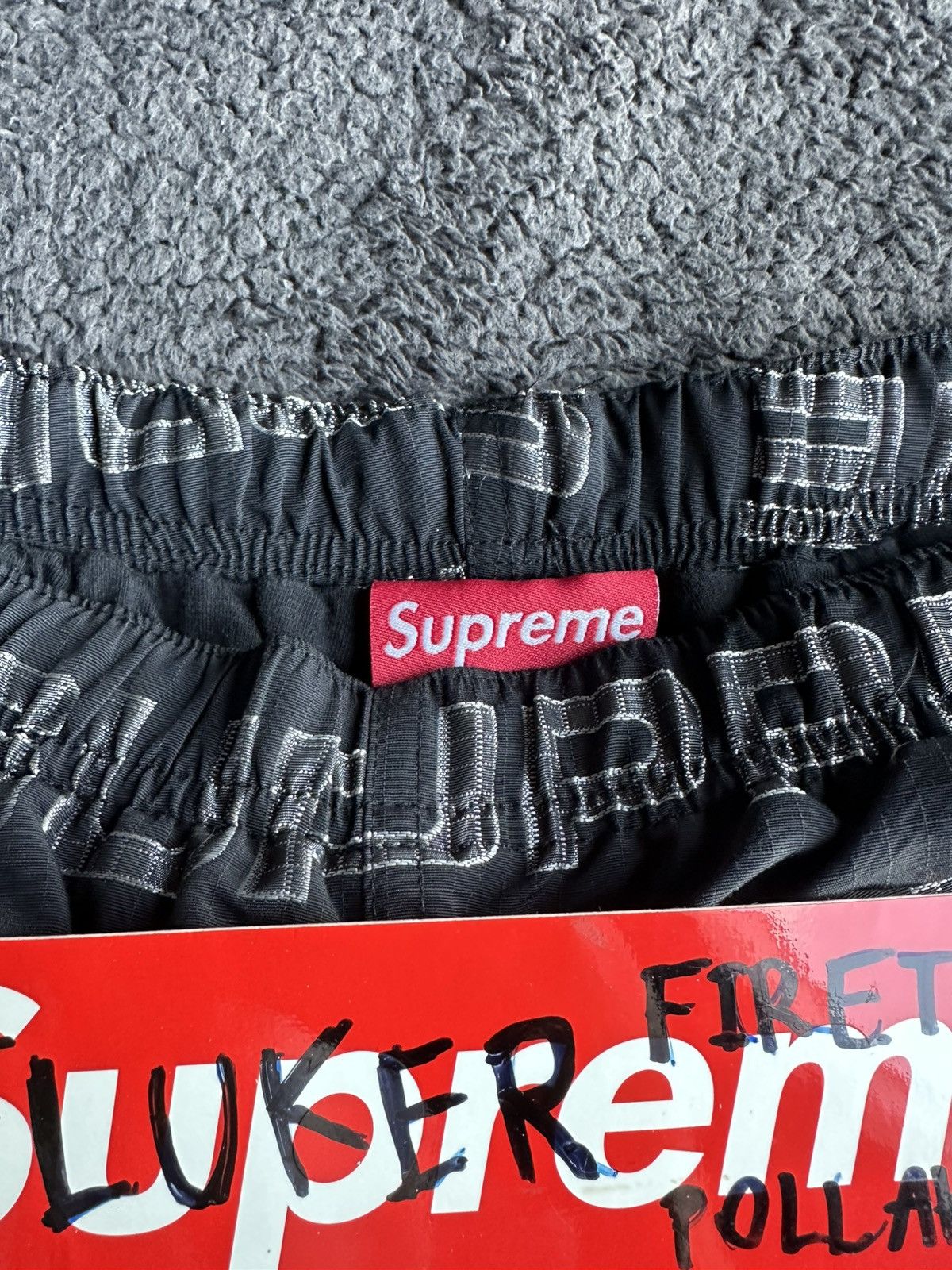 Supreme Supreme Logo Ripstop Track Pant (FW21) Used 9/10 size M Size US 30 / EU 46 - 4 Thumbnail