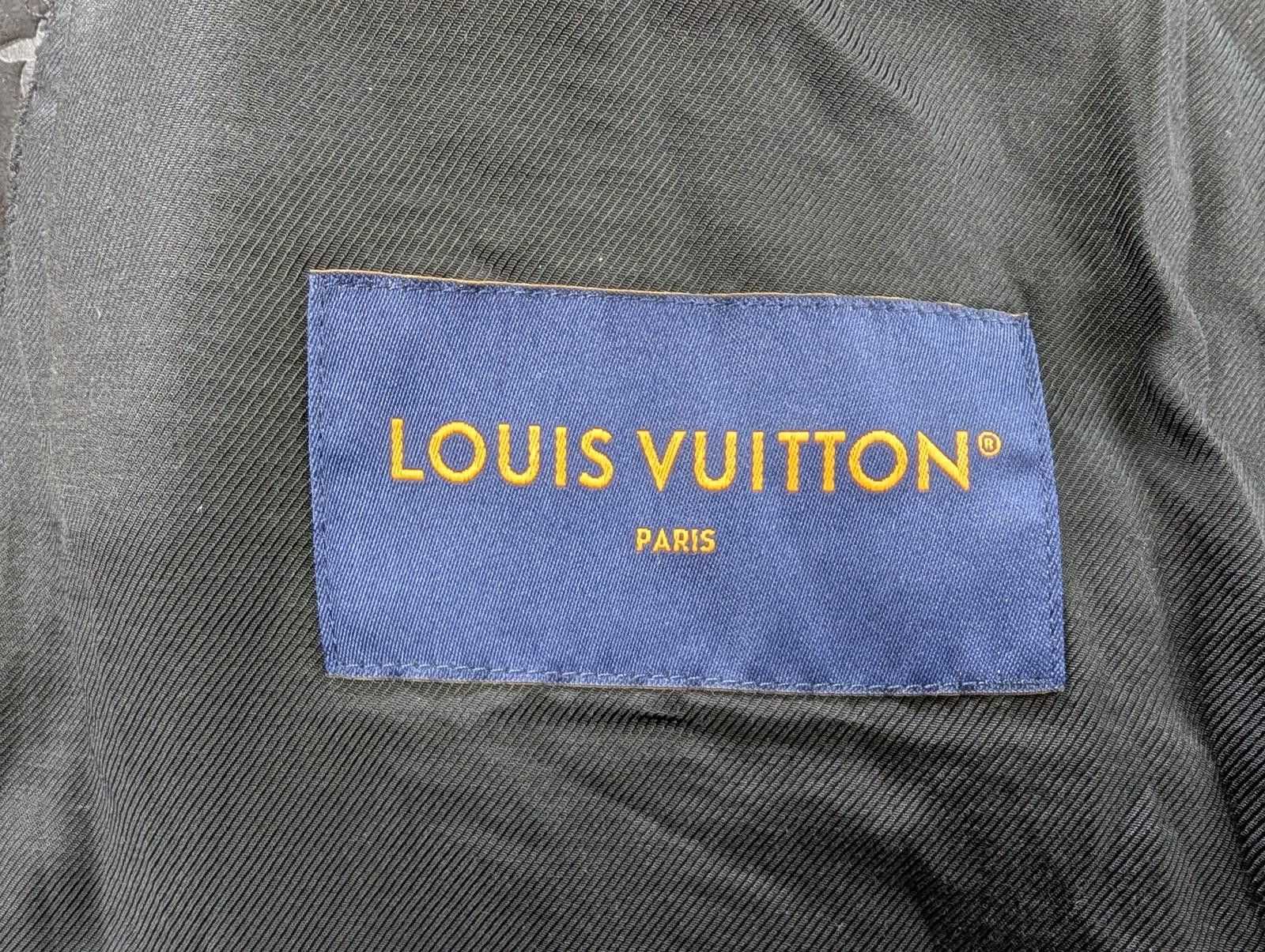 Louis Vuitton Louis Vuitton Monogram Embossed Tracksuit Jacket in Black Size US XL / EU 56 / 4 - 7 Thumbnail