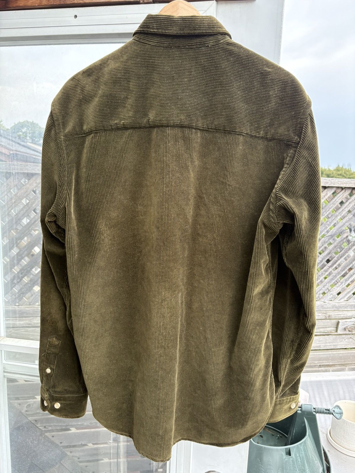 Tres Bien Tres Bien green corduroy button up shirt Size US M / EU 48-50 / 2 - 2 Thumbnail