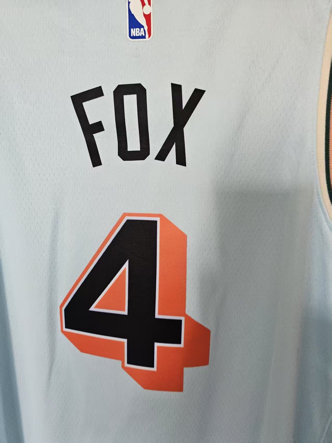 NBA San Antonio Spurs #4 De’Aaron Fox Jersey Size US L / EU 52-54 / 3 - 4 Thumbnail