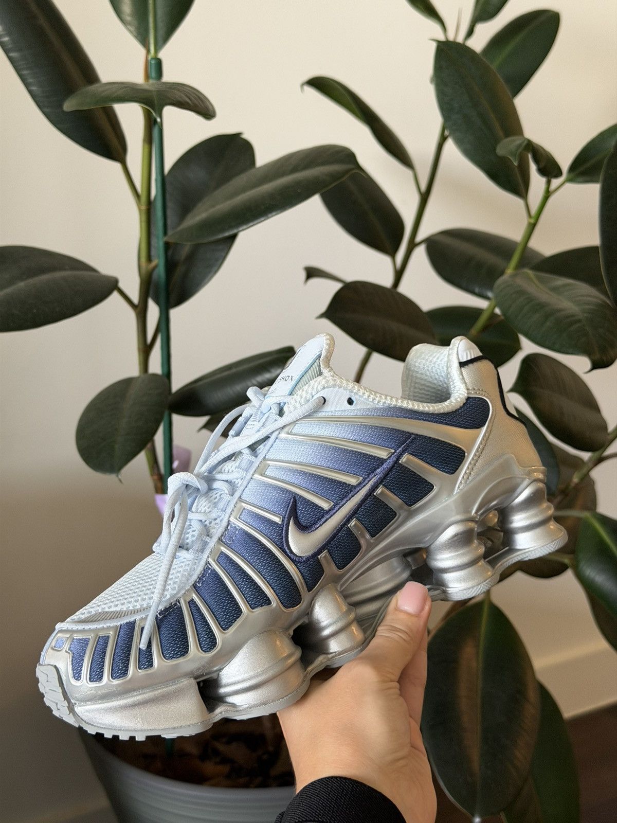 Nike Nike Shox TL Fade "Light Blue" Size 7M / 8.5W Size US 8.5 / IT 38.5 - 14 Thumbnail