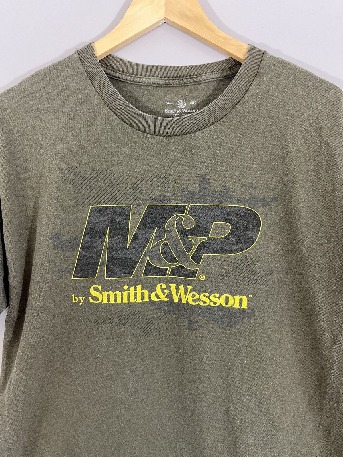 Other Smith And Wesson Gun Maker Brand Faded Tee Size US L / EU 52-54 / 3 - 4 Thumbnail