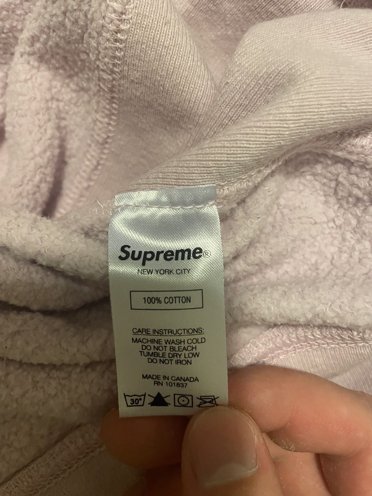 Kaws × Supreme Supreme x Kaws Chalk Logo Hoodie ss21 Size US M / EU 48-50 / 2 - 4 Thumbnail