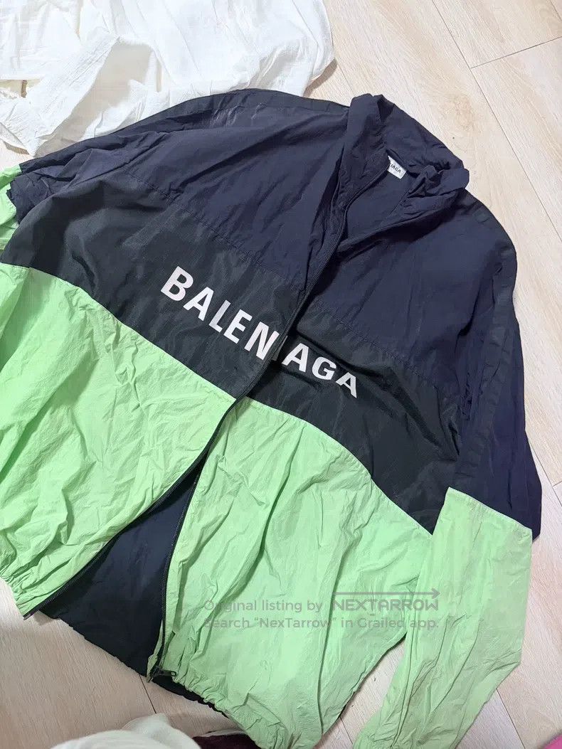 Balenciaga Balenciaga Green and Black Patchwork Jacket Size XS / US 0-2 / IT 36-38 - 1 Thumbnail