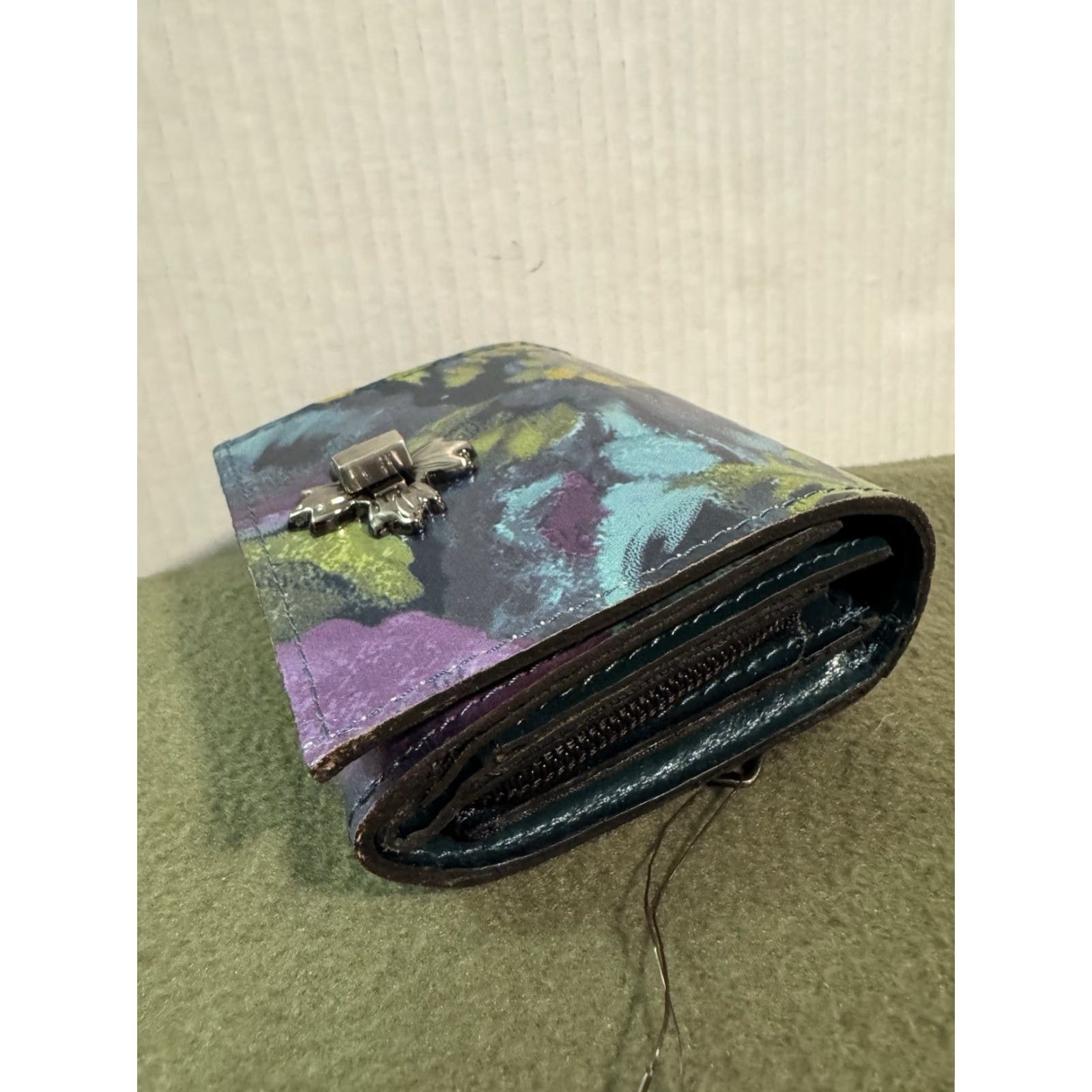 Patricia Nash Patricia Nash Alba Trifold Wallet Blueberry Harvest Floral Leather NWT RFID Wallet Small Deep Blue Nature Women Leather RFID Blocking Size ONE SIZE - 4 Thumbnail
