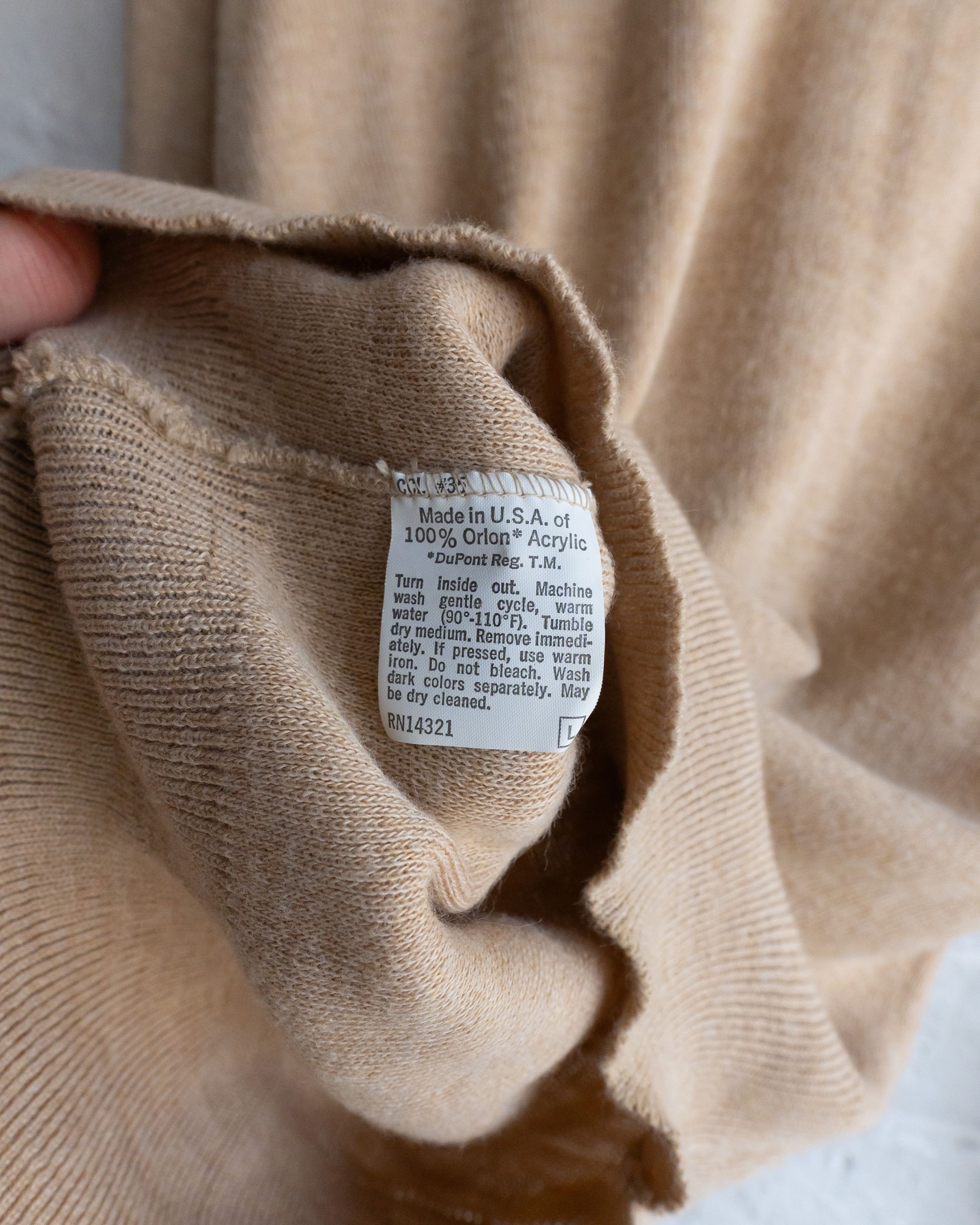 Vintage Vintage 1980s Puritan Tan Beige Sweater V Neck Men's L Size US L / EU 52-54 / 3 - 4 Thumbnail