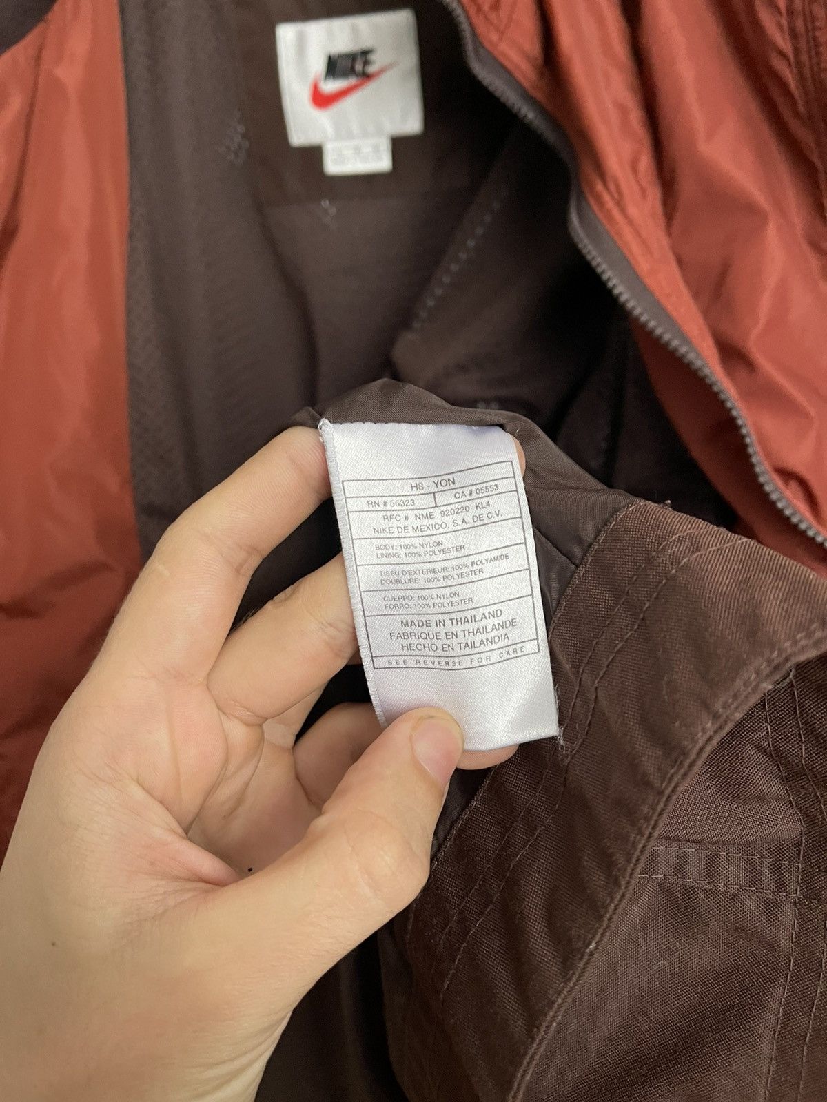 Other Nike Swoosh Vintage Zip Jacket Brown 90s Size US L / EU 52-54 / 3 - 18 Thumbnail
