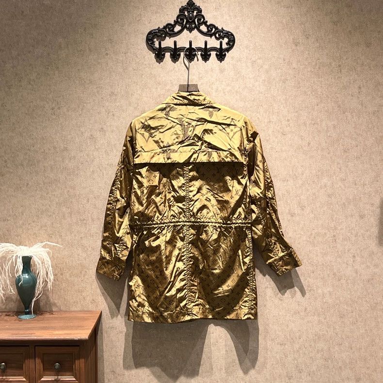 Louis Vuitton Louis Vuitton Gold Full Logo Waist Parka Windbreaker Jacke Size XXS / US 00 / IT 34 - 2 Thumbnail