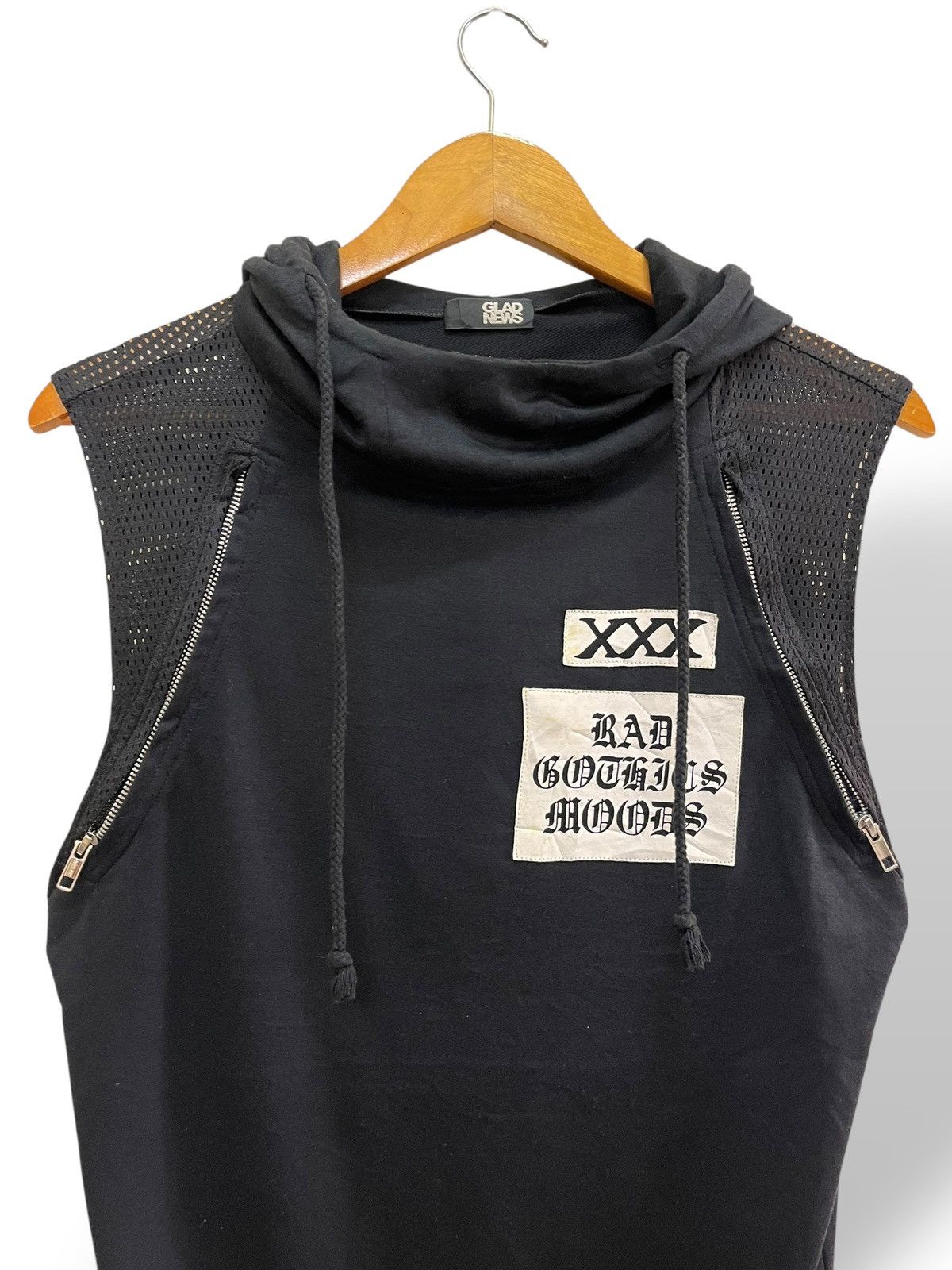 If Six Was Nine Japanese Brand Glad News Sleeveless Hoodies Size US M / EU 48-50 / 2 - 7 Thumbnail