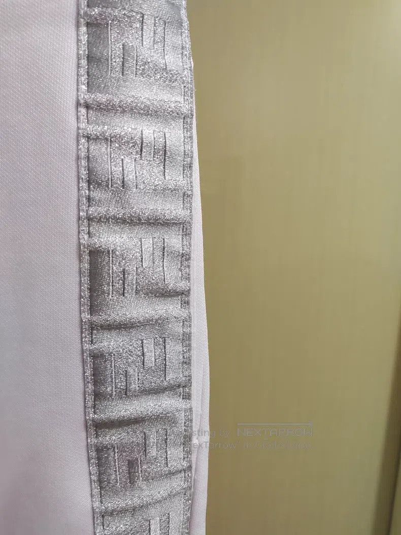 Fendi Fendi Side Striped Sports Casual Pants Size 25" / US 0 / IT 36 - 4 Thumbnail