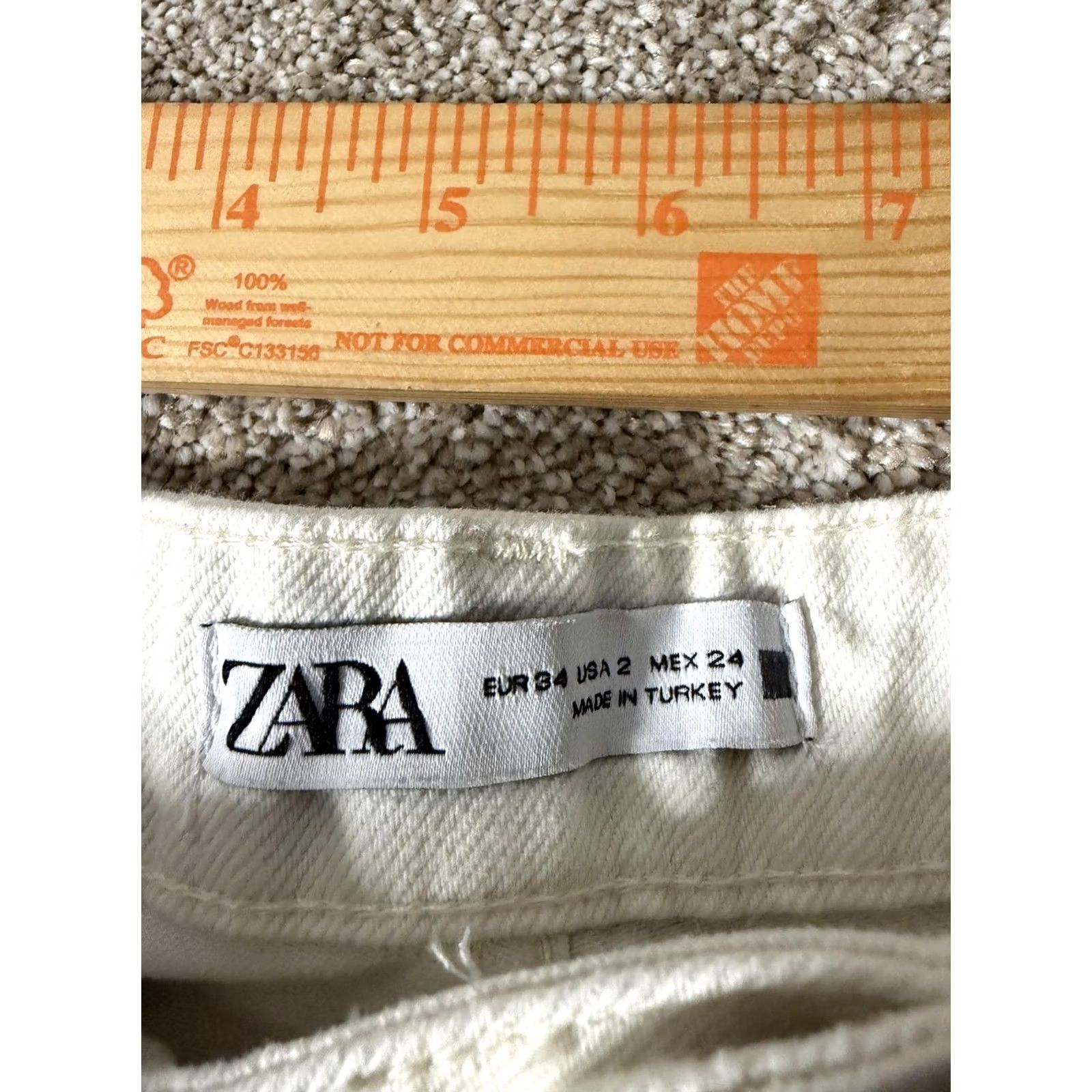 Zara Zara Jeans Womens 2 White Light Wash High Rise Straight Raw Hem 24x27 Denim Size 26" / US 2 / IT 38 - 5 Thumbnail