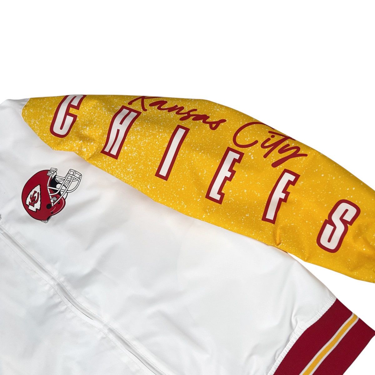 Mitchell & Ness Mitchell & Ness White Kansas City Chiefs Full-Zip Jacket Size US M / EU 48-50 / 2 - 4 Thumbnail