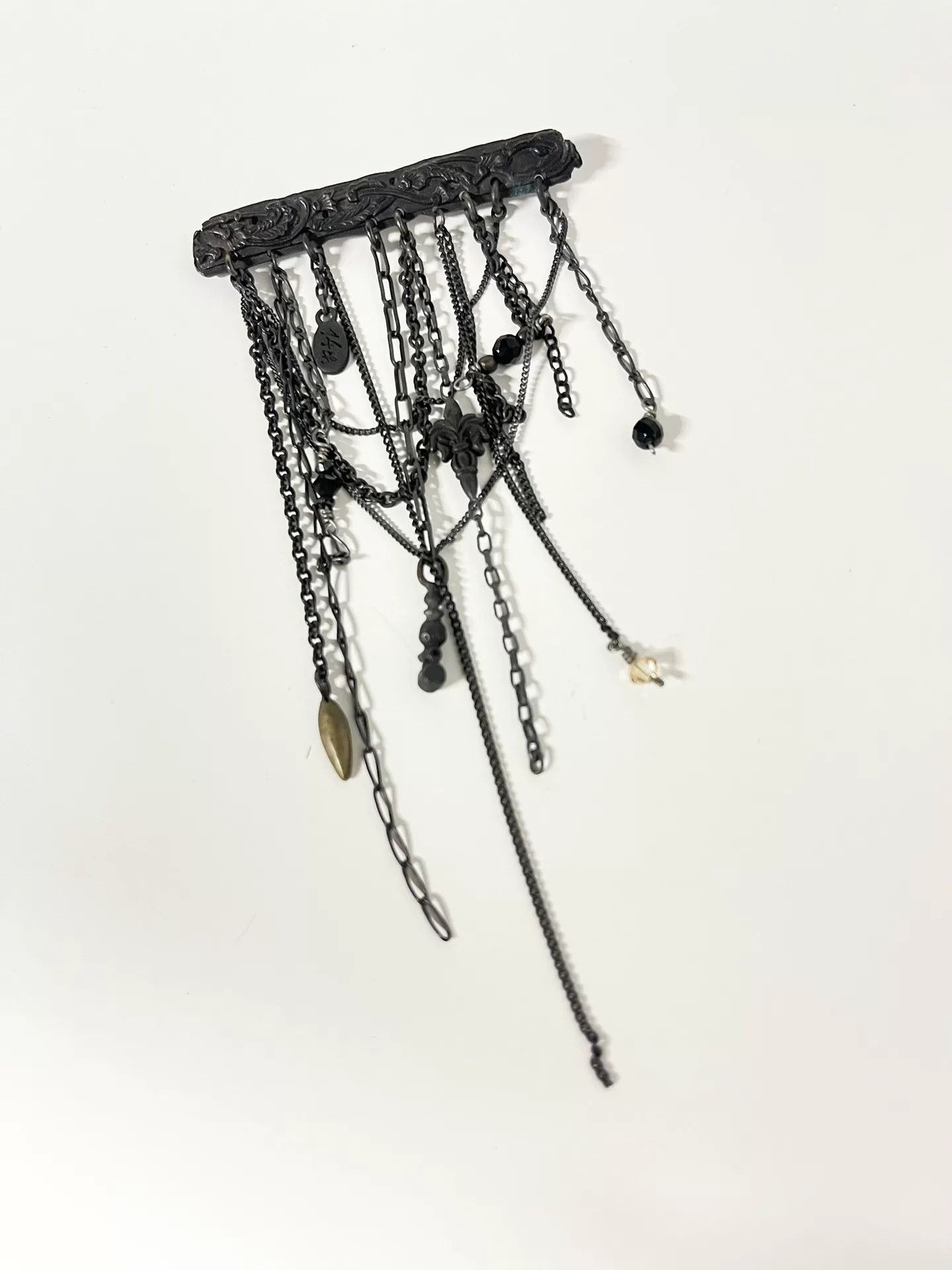 14th Addiction 14th Addiction Fringe Chain Brooch Size ONE SIZE - 1 Thumbnail
