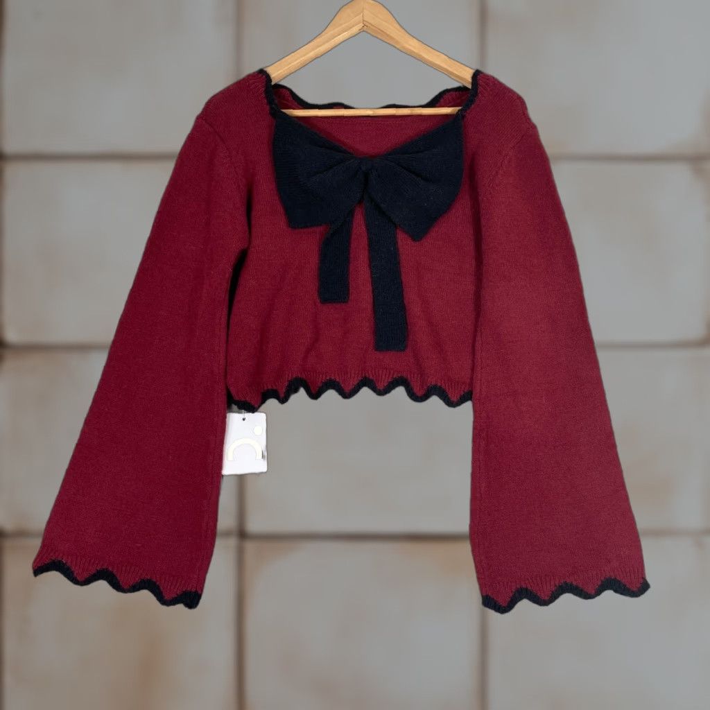 Bell VINTAGE Commense Sweater Womens Medium Red Bow Scalloped Cropped Bell Sleeve Coquette Size M / US 6-8 / IT 42-44 - 1 Thumbnail