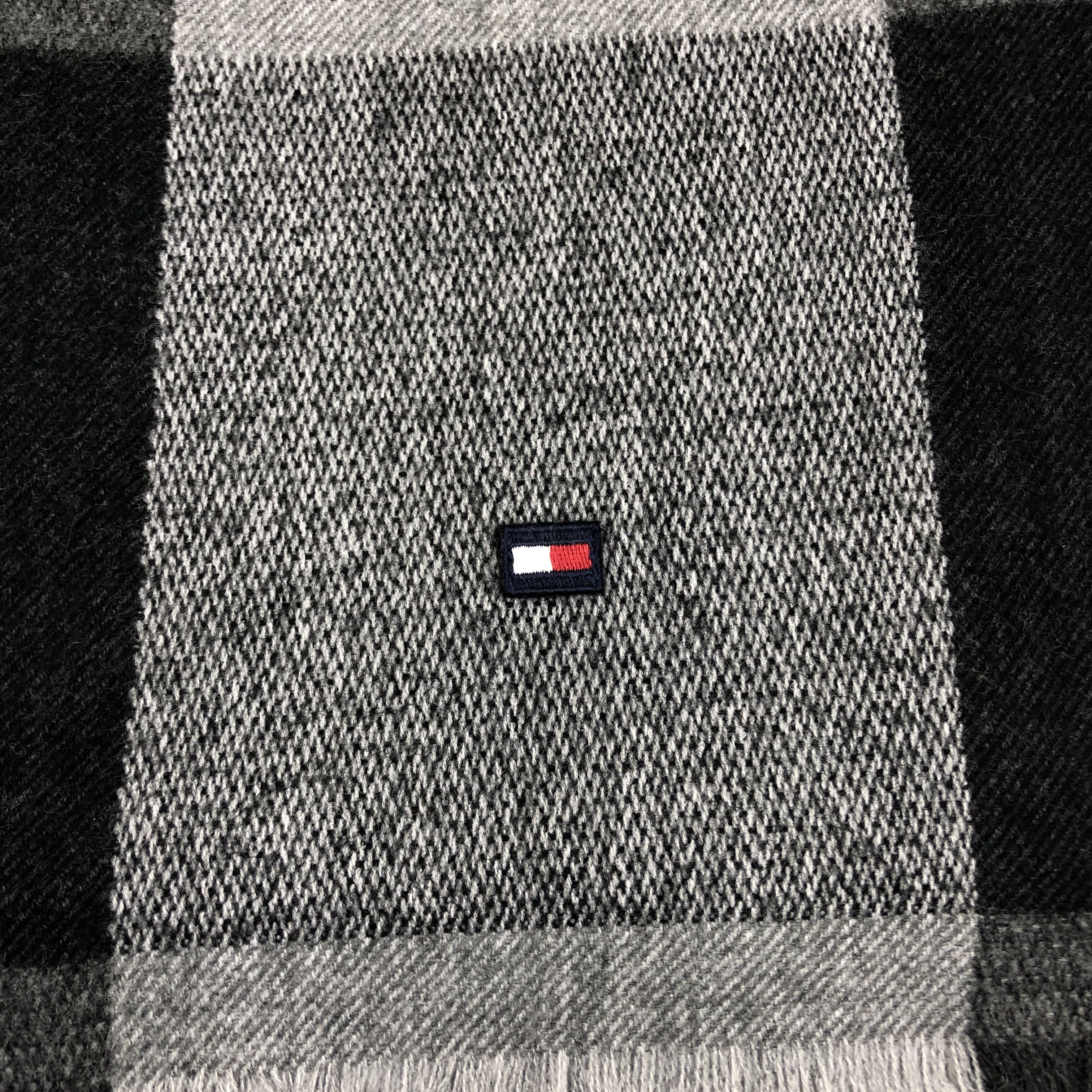 Tommy Hilfiger Tommy Hilfiger Scarf / Muffler / Neckwear Size ONE SIZE - 4 Thumbnail