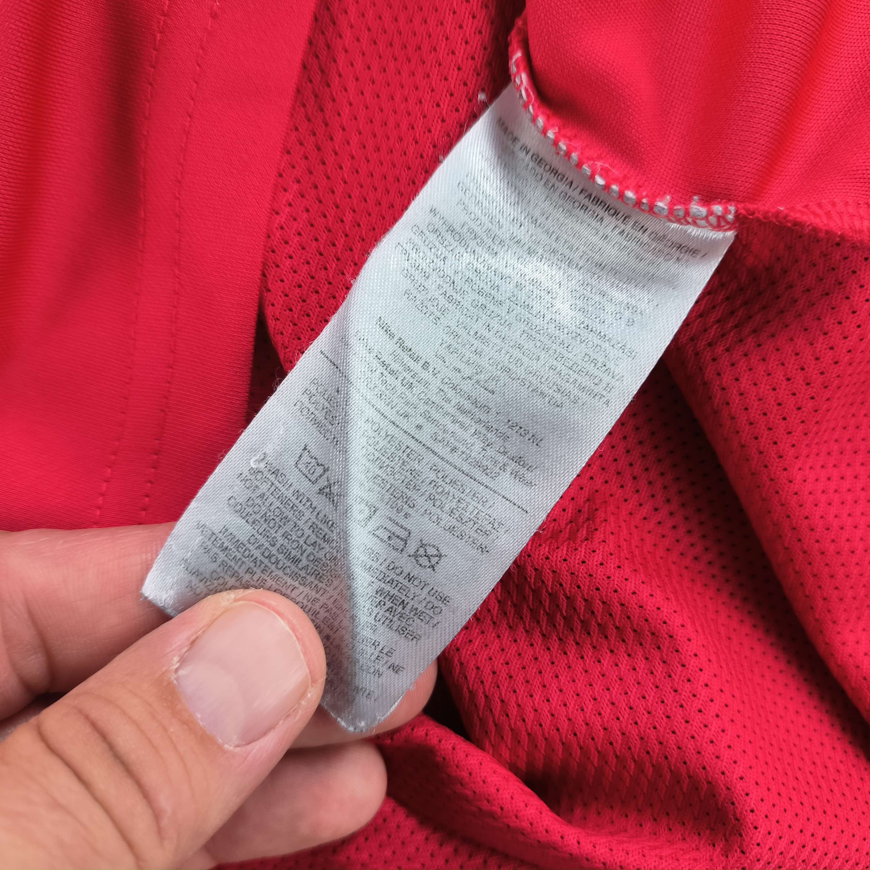 Nike Liverpool 2022-23 Nike training football jersey shirt size L Size US L / EU 52-54 / 3 - 5 Thumbnail