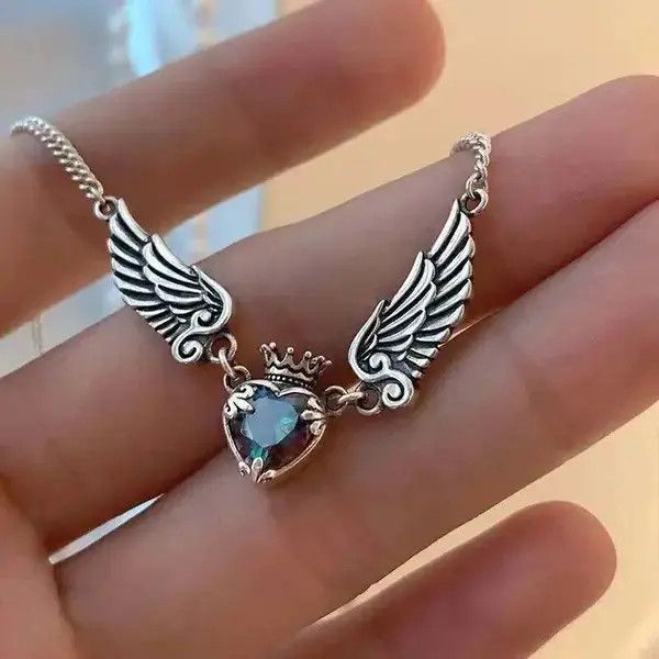 Japanese Brand Gothic Heart Crown Angel Wings Pendant Necklaces Size ONE SIZE - 2 Thumbnail