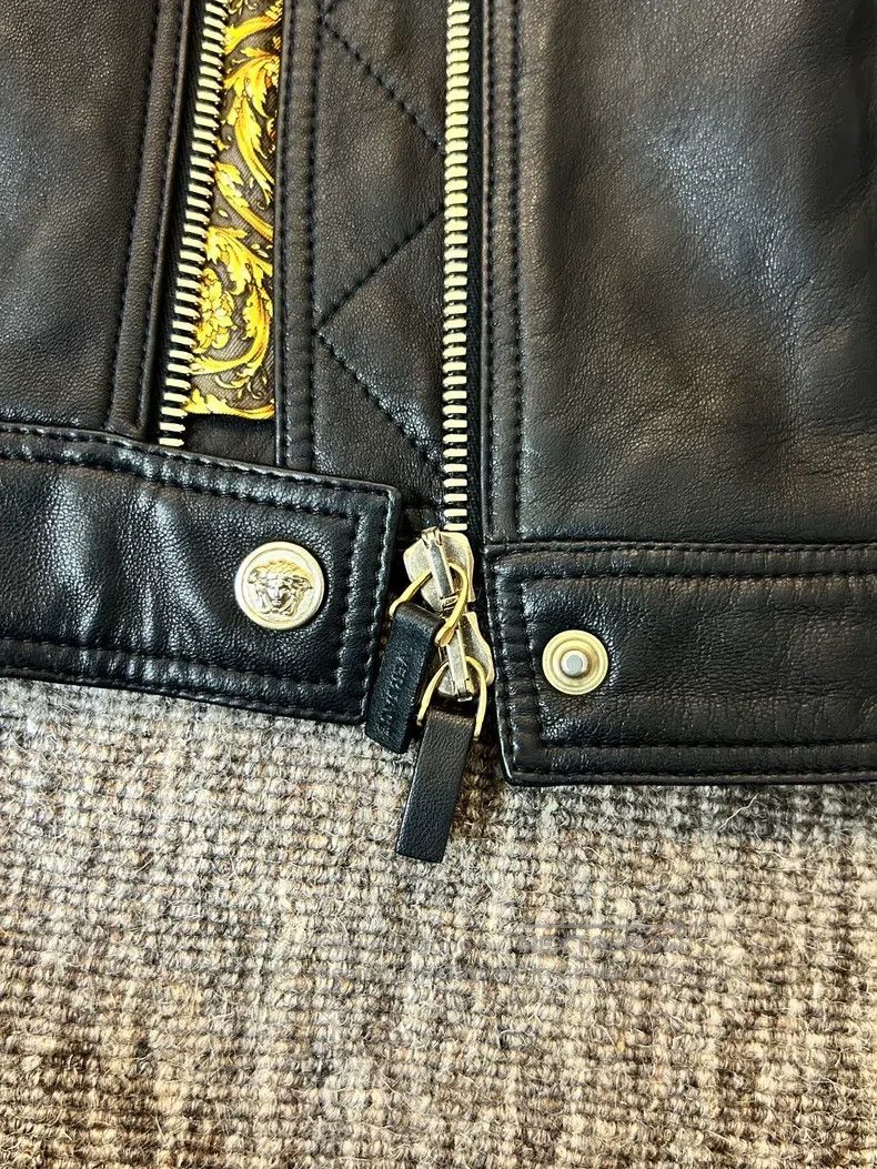 Versace Versace Leather coat Size US XS / EU 42 / 0 - 9 Thumbnail