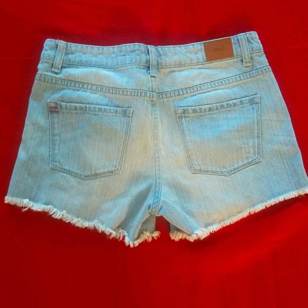 Bdg BDG Mid Rise Freja Vintage Fit Jean Shorts Size 26 Size 26" / US 2 / IT 38 - 2 Thumbnail