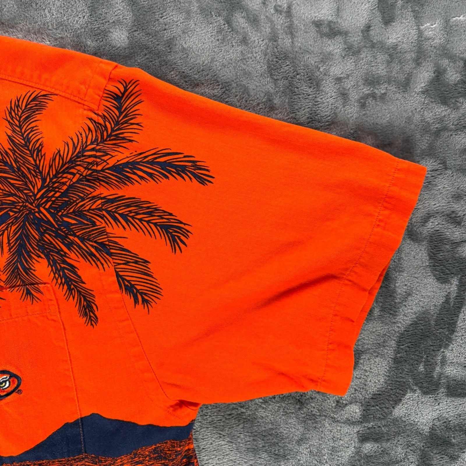 Other Chiliwear Hawaiian Shirt Men L University of Auburn Tigers W Size US L / EU 52-54 / 3 - 3 Thumbnail