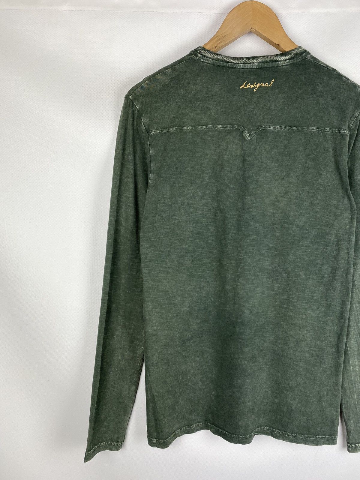 Desigual Desigual men’s long sleeve t shirt size S style 19WMTK61 Size US S / EU 44-46 / 1 - 15 Thumbnail