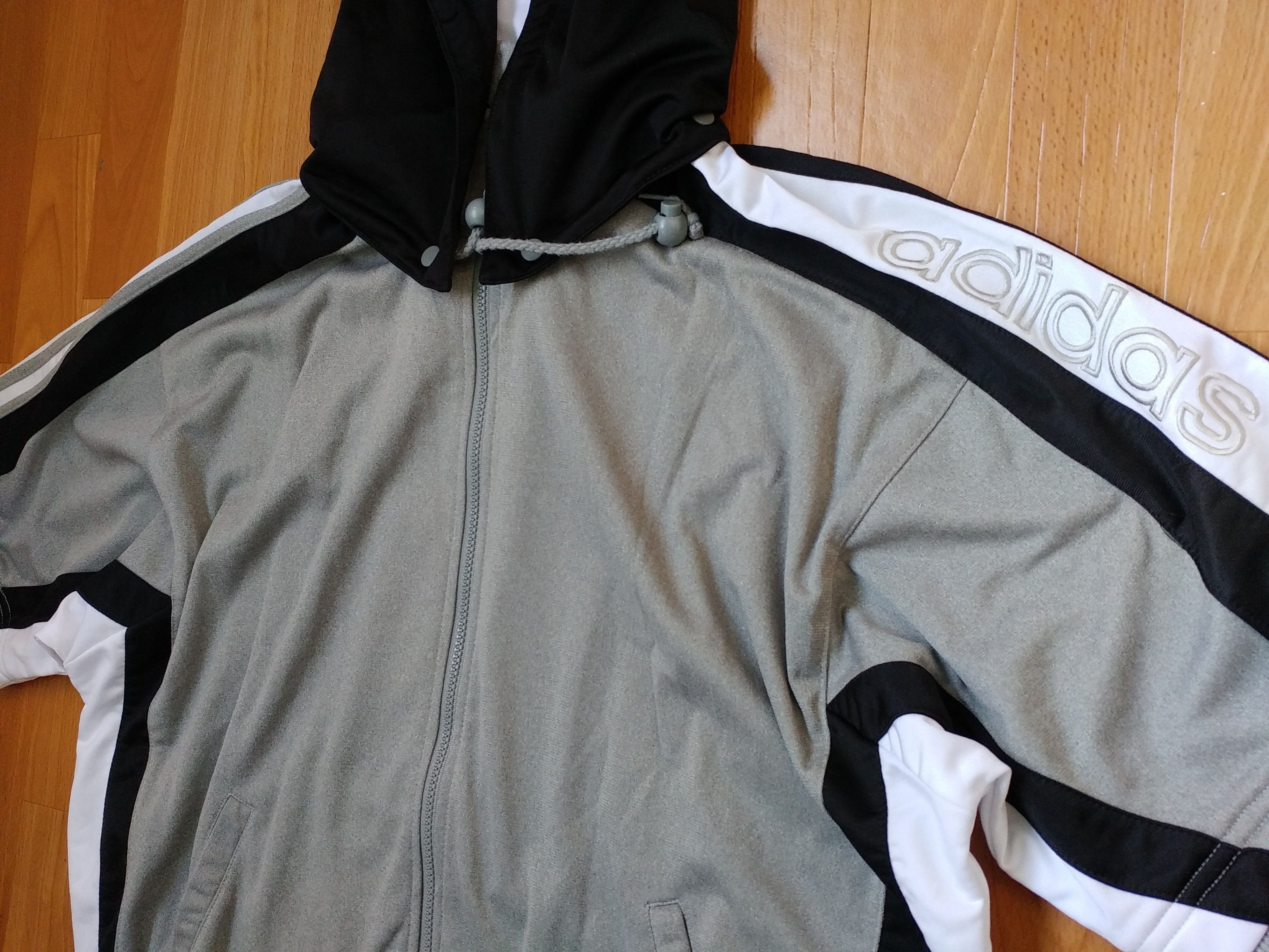 Adidas ADIDAS jersey, buttoned vintage hip hop t-shirt of 90s M Size US M / EU 48-50 / 2 - 10 Thumbnail