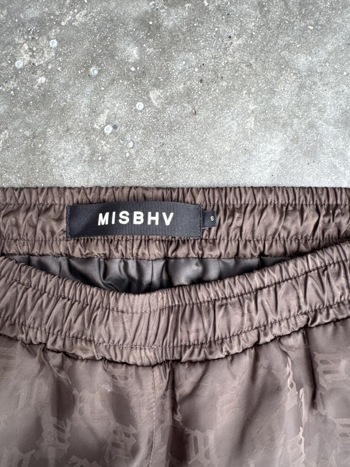 Misbhv Misbhv monogram brown jogger sweatpants nylon streetwear Size US 32 / EU 48 - 3 Thumbnail