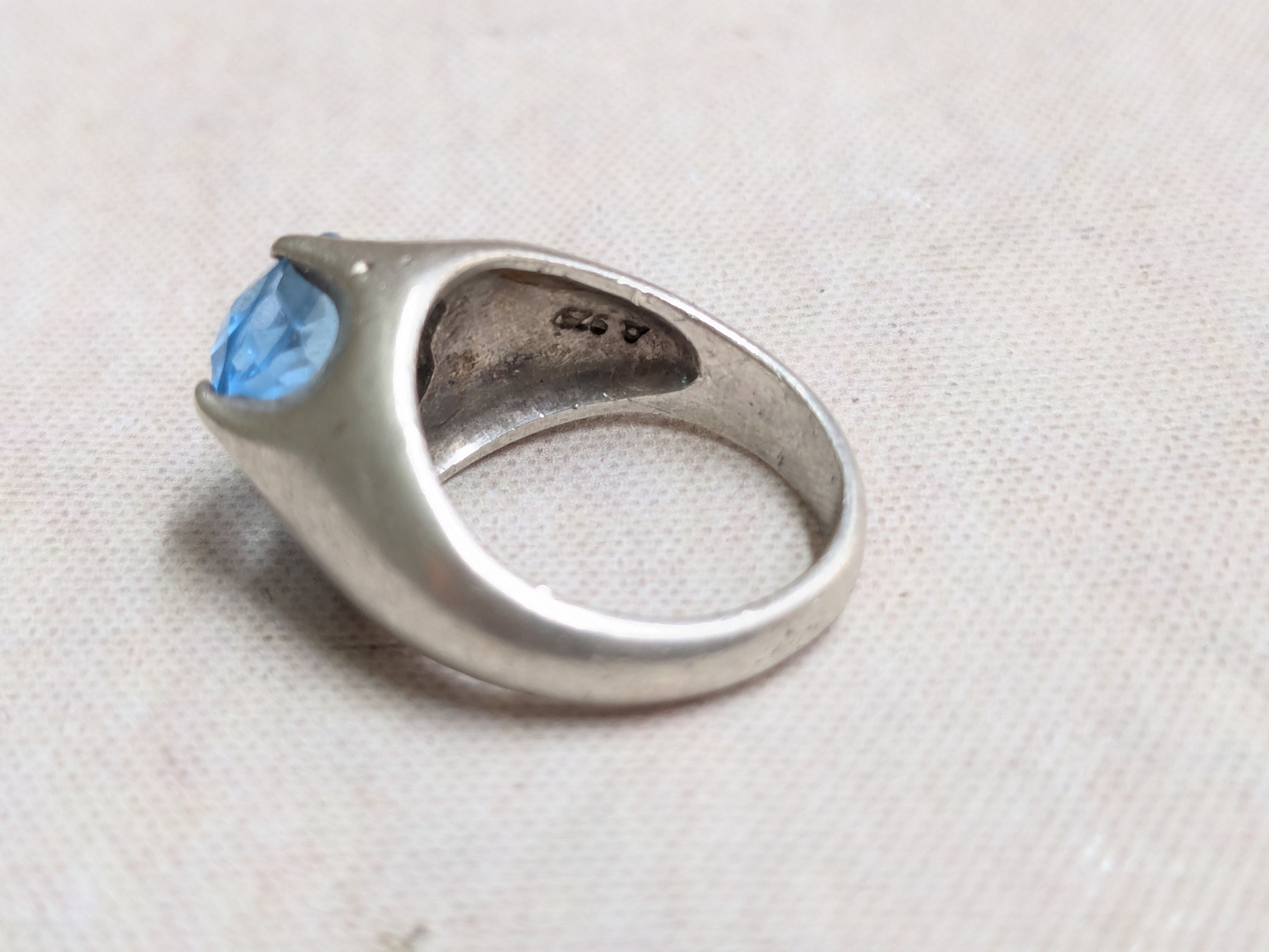 Jewelry Vintage Sterling Silver Ring Blue Topaz Oval Pinky 5 Size ONE SIZE - 9 Thumbnail