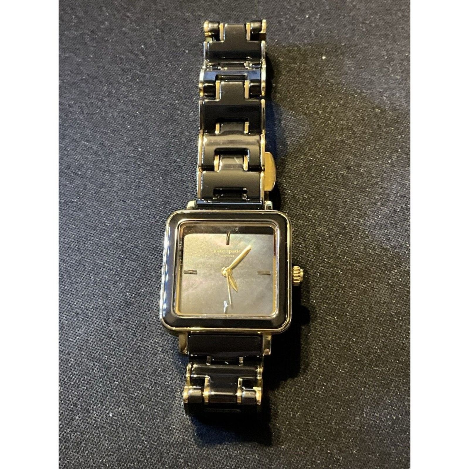 Kate Spade Kate Spade "In a New York Minute" Watch Needs Battery Size ONE SIZE - 1 Thumbnail