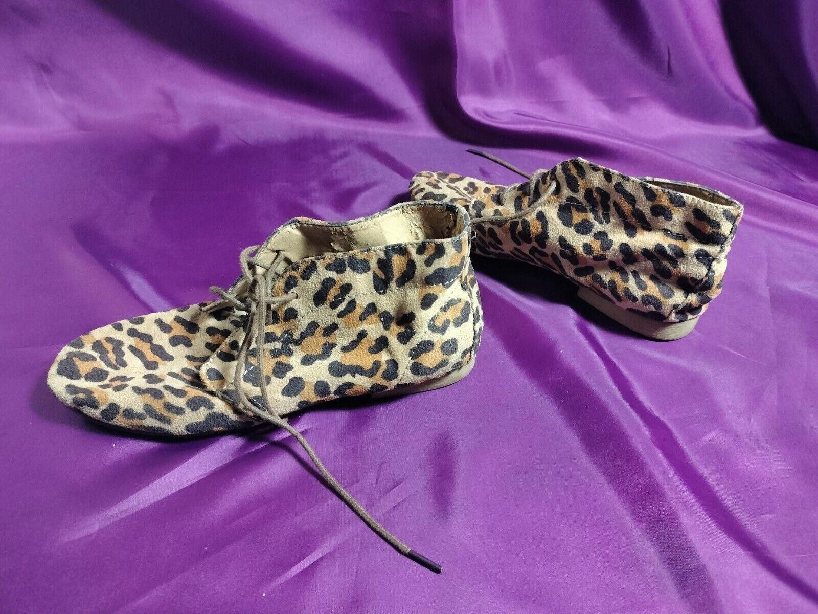 Designer Breckelles Cheetah Print Shoes Size 7½ Size US 7.5 / IT 37.5 - 2 Thumbnail