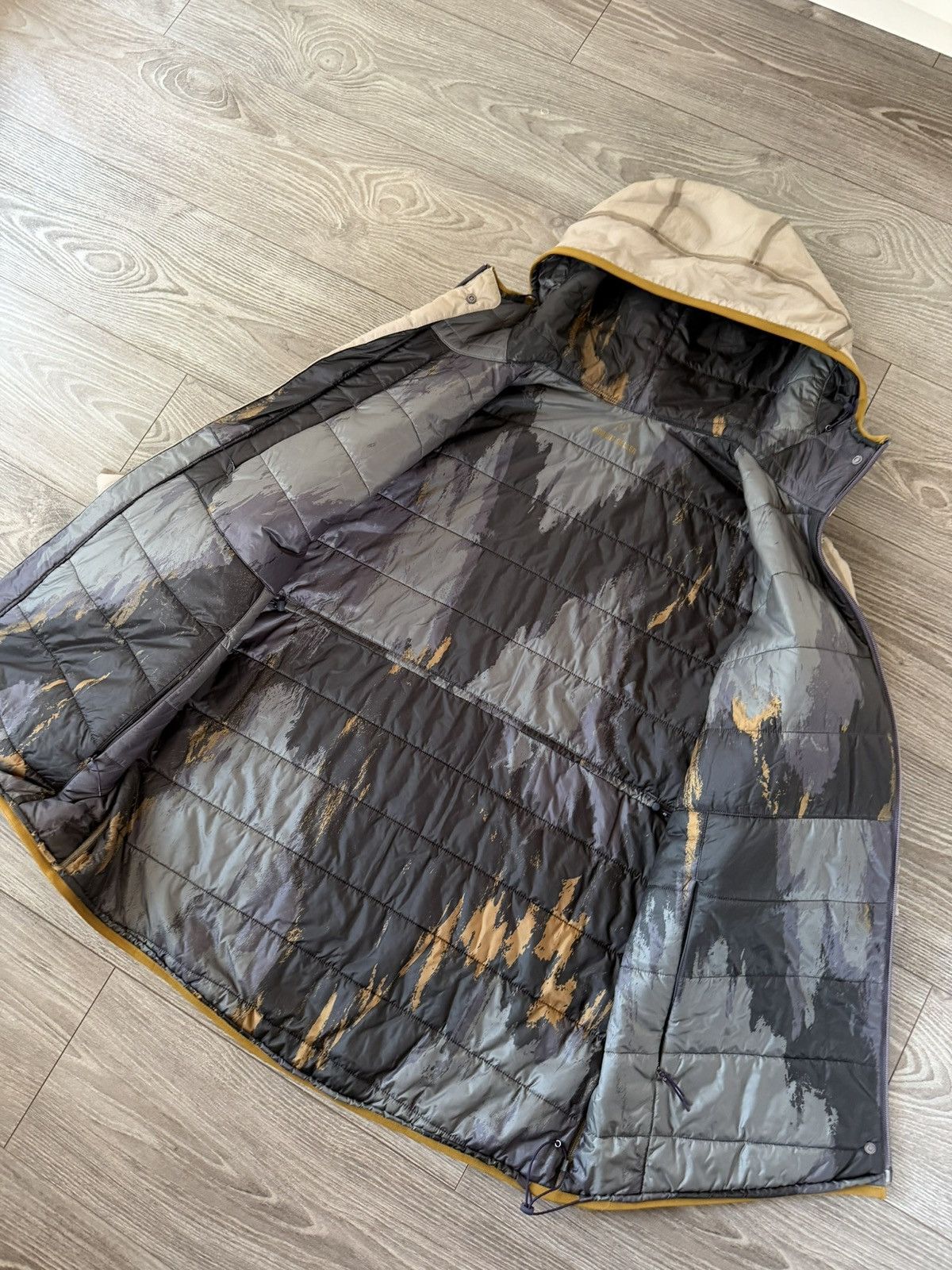 Lululemon × Robert Geller Avant Garde Reversible Lululemon x Rober Geller Primaloft Size US L / EU 52-54 / 3 - 15 Thumbnail