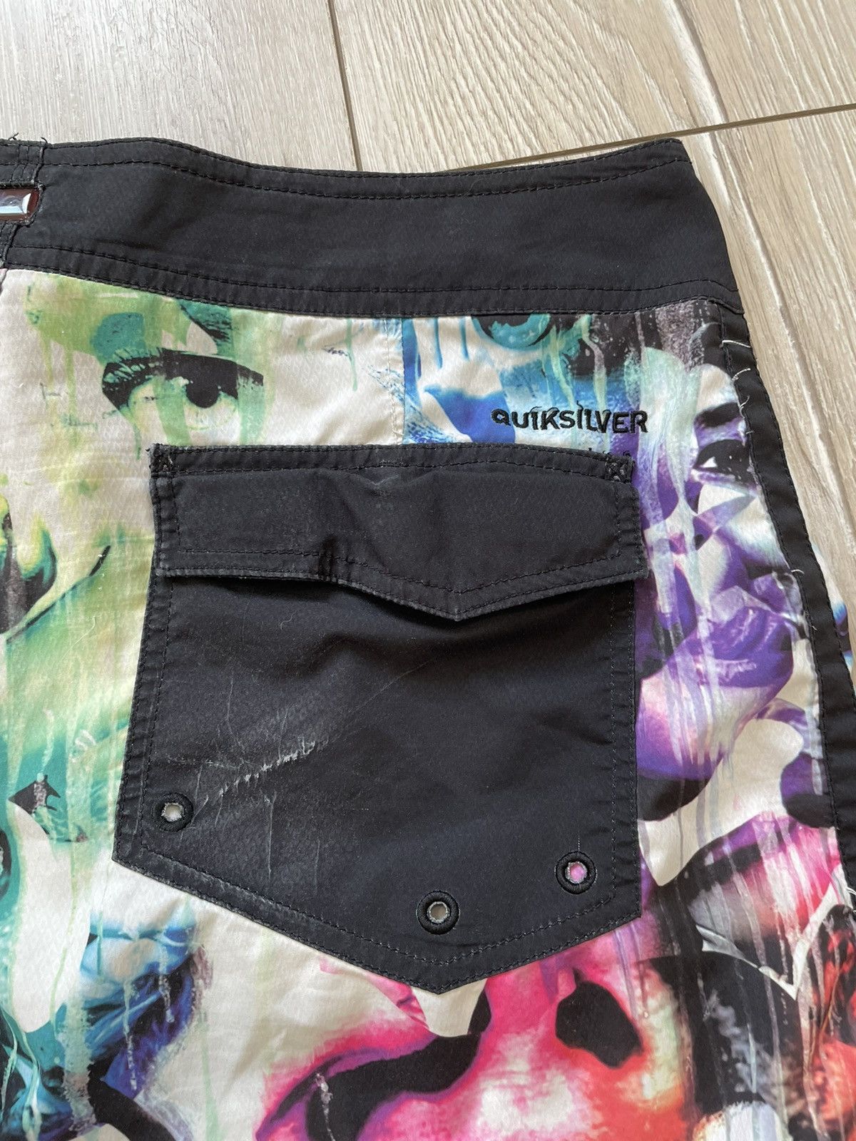 Quiksilver × Vintage Vintage Quiksilver surf shorts Size US 32 / EU 48 - 5 Thumbnail
