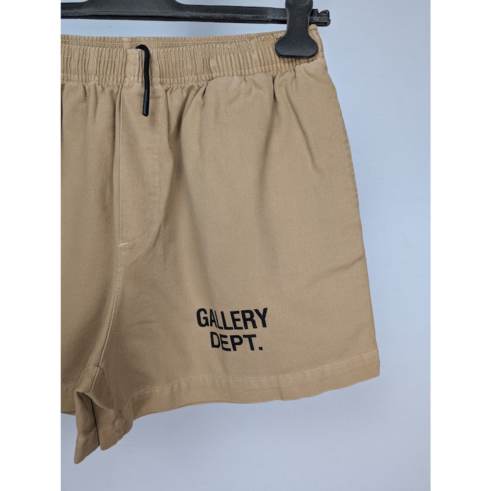 Gallery Dept. o1rshd1 Q:2 / Shorts in Tan Size US 30 / EU 46 - 2 Thumbnail