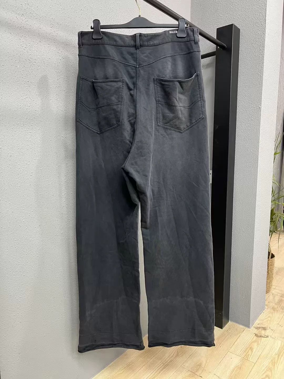 Balenciaga Balenciaga Worn Wash Pants Size S Size US 27 - 2 Thumbnail