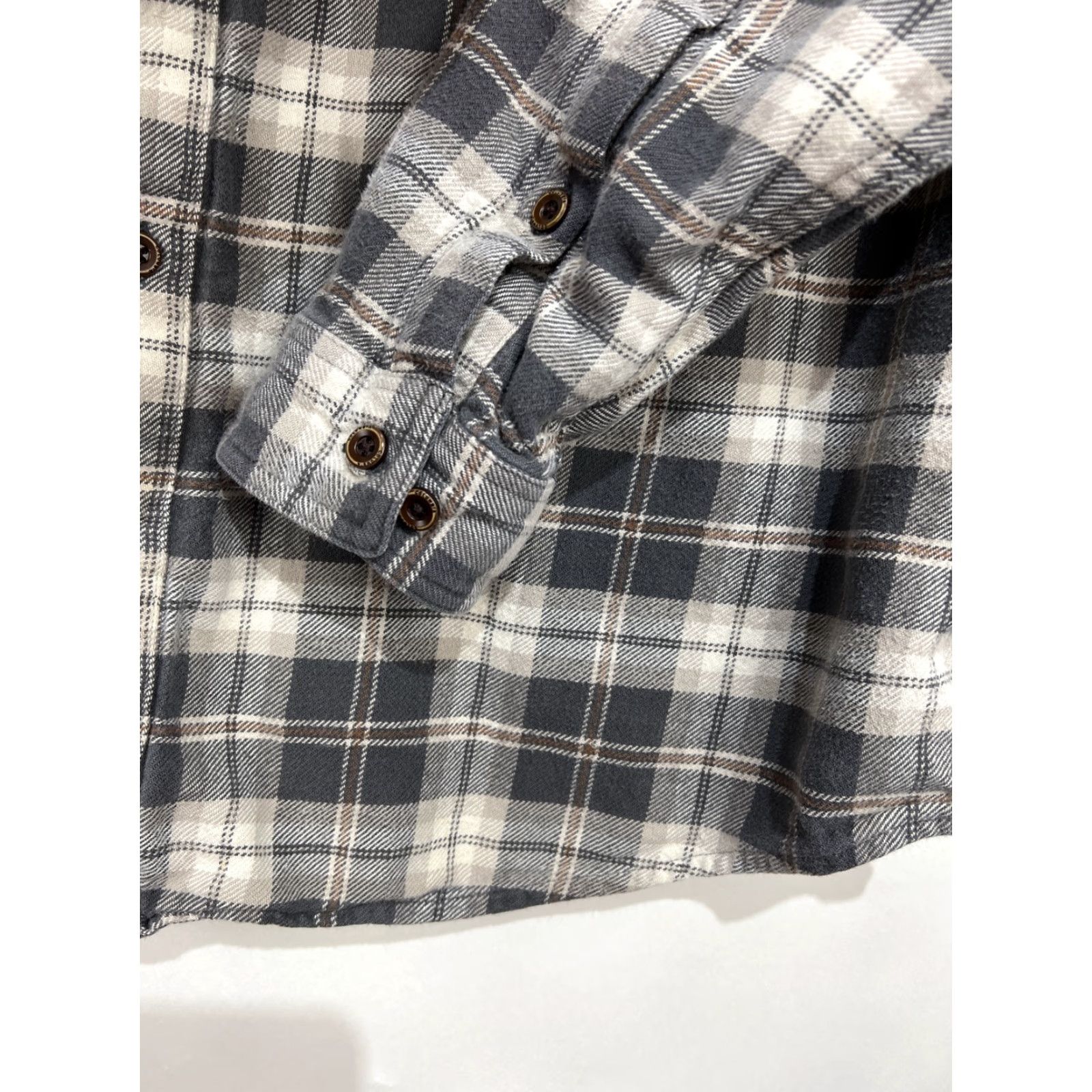 Vintage Columbia Shirt Mens XL Gray Plaid Button-Down Long Sleeve Pocket Button-Up All Seasons Modern Outdoor Casual Workwear Size US XL / EU 56 / 4 - 7 Thumbnail