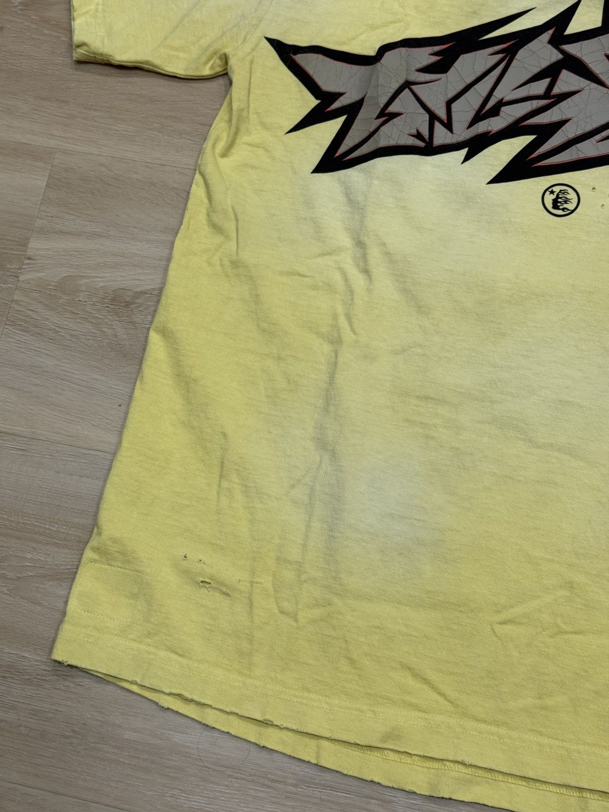 HELLSTAR Hellstar Crack Print Tee Size US M / EU 48-50 / 2 - 9 Thumbnail