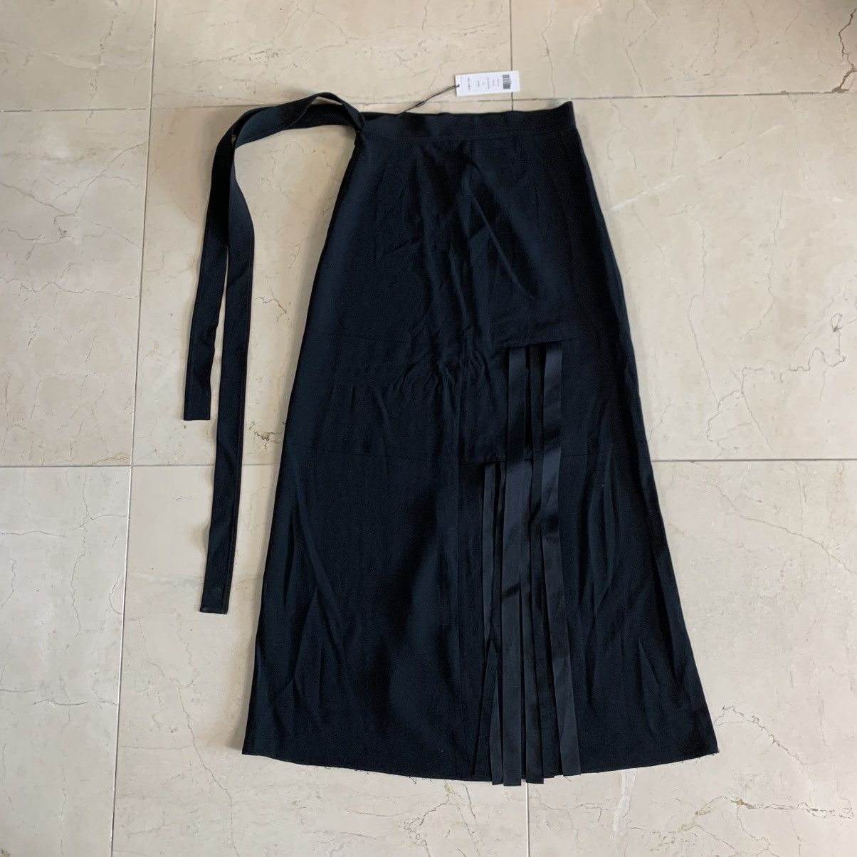 Helmut Lang Helmut Lang Viscose Ribbon Skirt Size 27" / US 4 / IT 40 - 1 Thumbnail