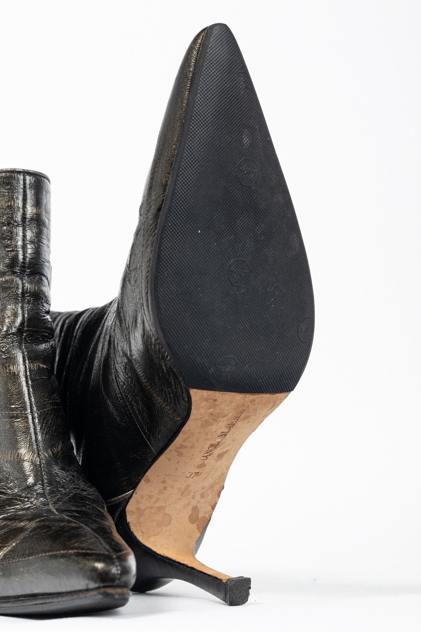 Manolo Blahnik Manolo Blahnik Brown Eelskin Pointed-Toe Booties Size US 6.5 / IT 36.5 - 5 Thumbnail