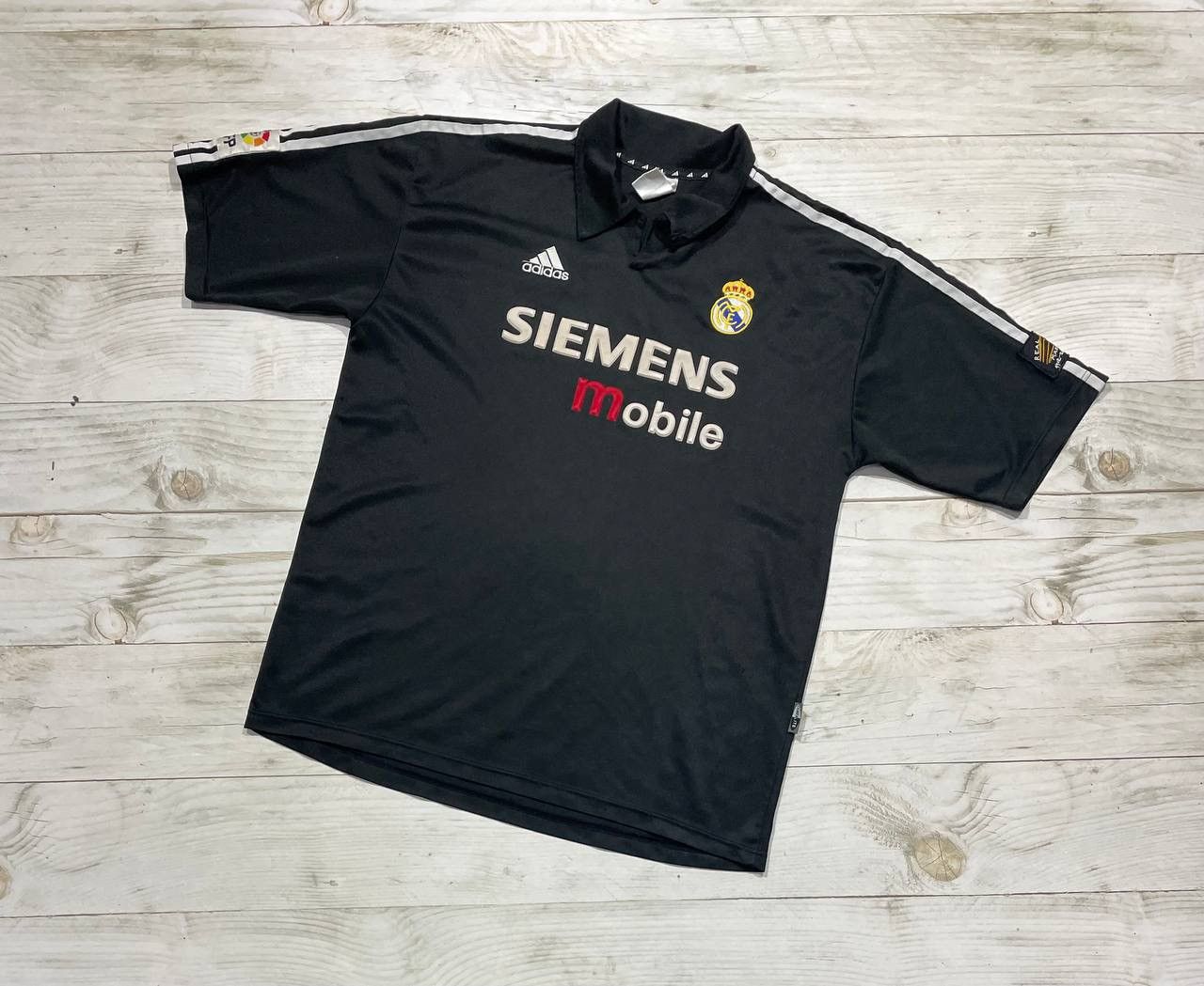 Adidas Vintage Adidas Real Madrid 2002 2003 Away Shirt Jersey Size US XL / EU 56 / 4 - 1 Thumbnail