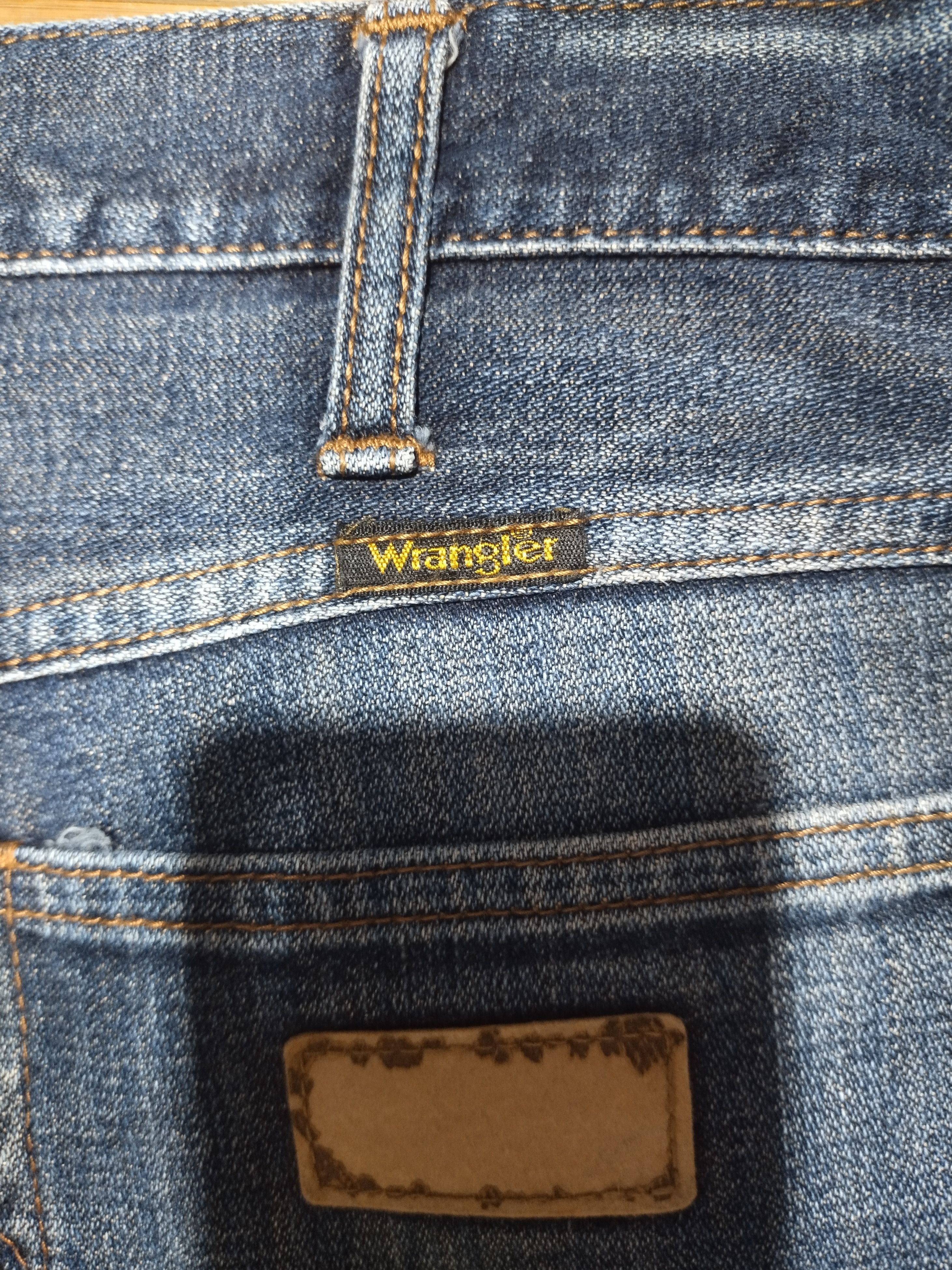 Vintage × Wrangler Wrangler Vintage/ Distressed Denim Sz 34" Size US 34 / EU 50 - 12 Thumbnail