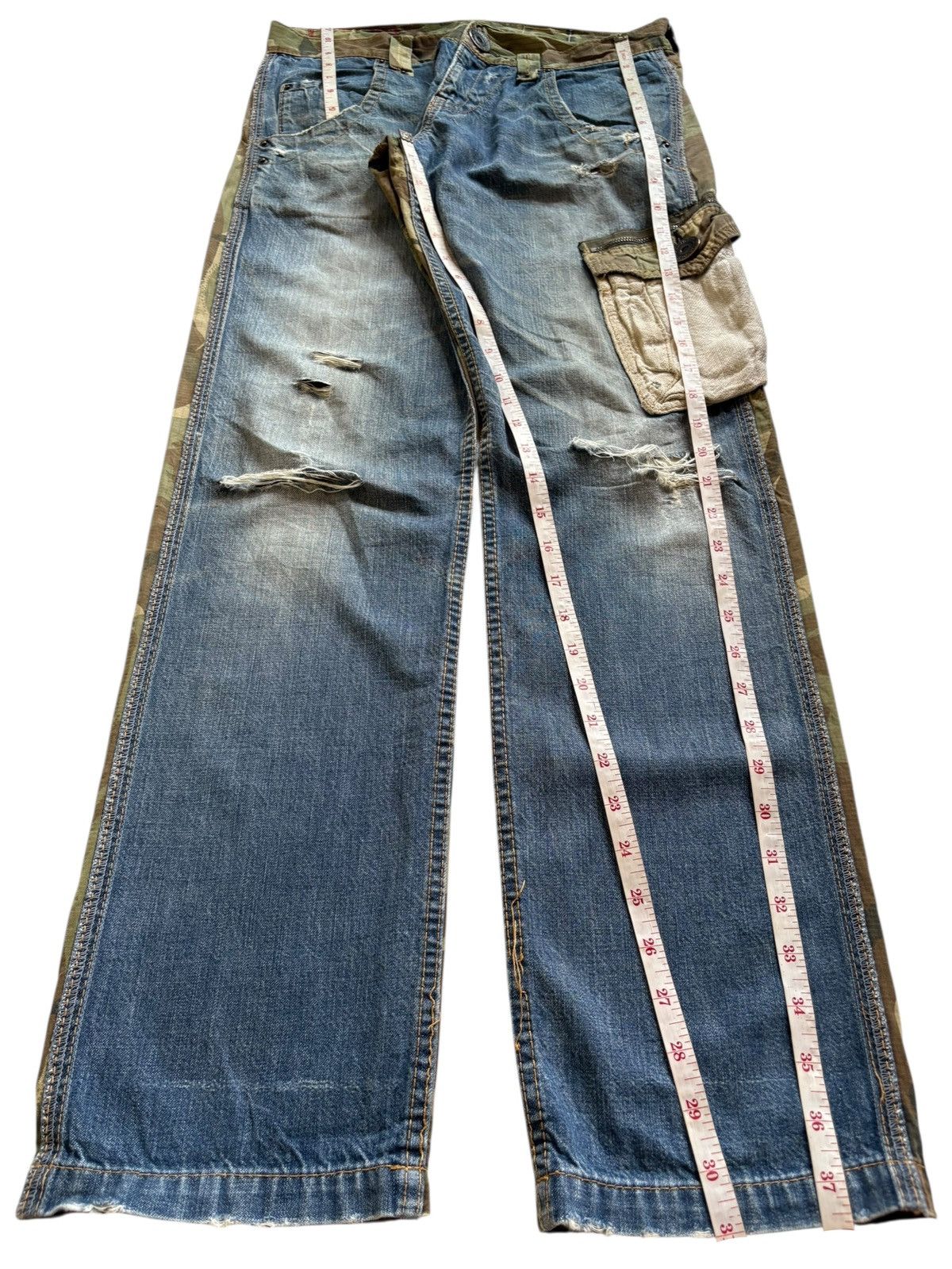 Japanese Brand Vintage Japanese Brand Hybrid Cargo Mud Wash Distressed Jean Size US 30 / EU 46 - 11 Thumbnail