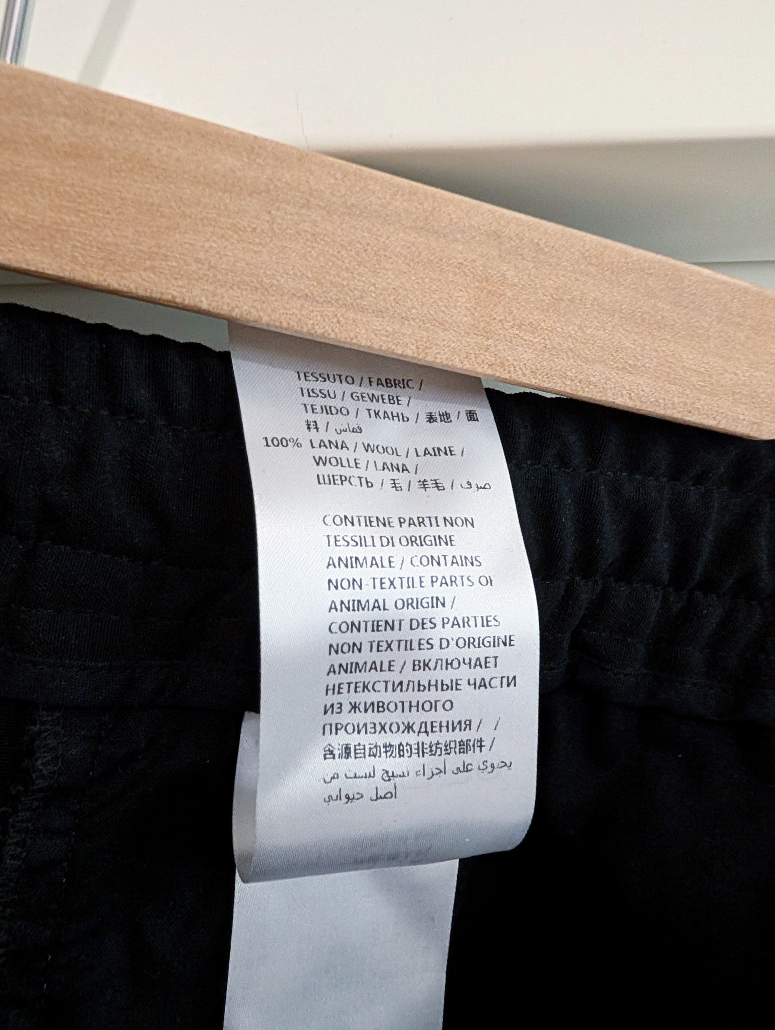 Gucci Gucci "LOVED" chain stitched wool shorts, 48 (fits M-L) Size US 32 / EU 48 - 7 Thumbnail