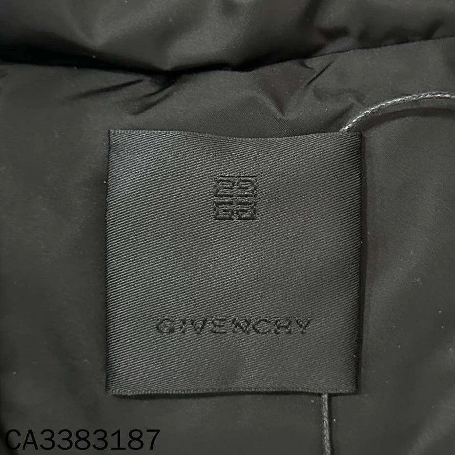 Givenchy GIVENCHY solid color metal detail down vest 98 New 46 faded Size US S / EU 44-46 / 1 - 6 Thumbnail