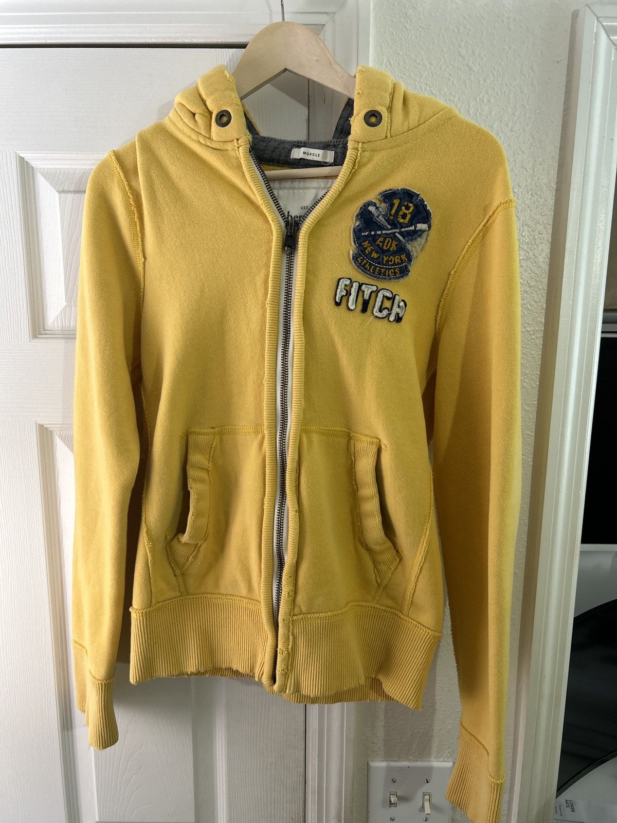 image of Abercrombie Fitch A&f Yellow Hoodie Vintage, Men's (Size Small)