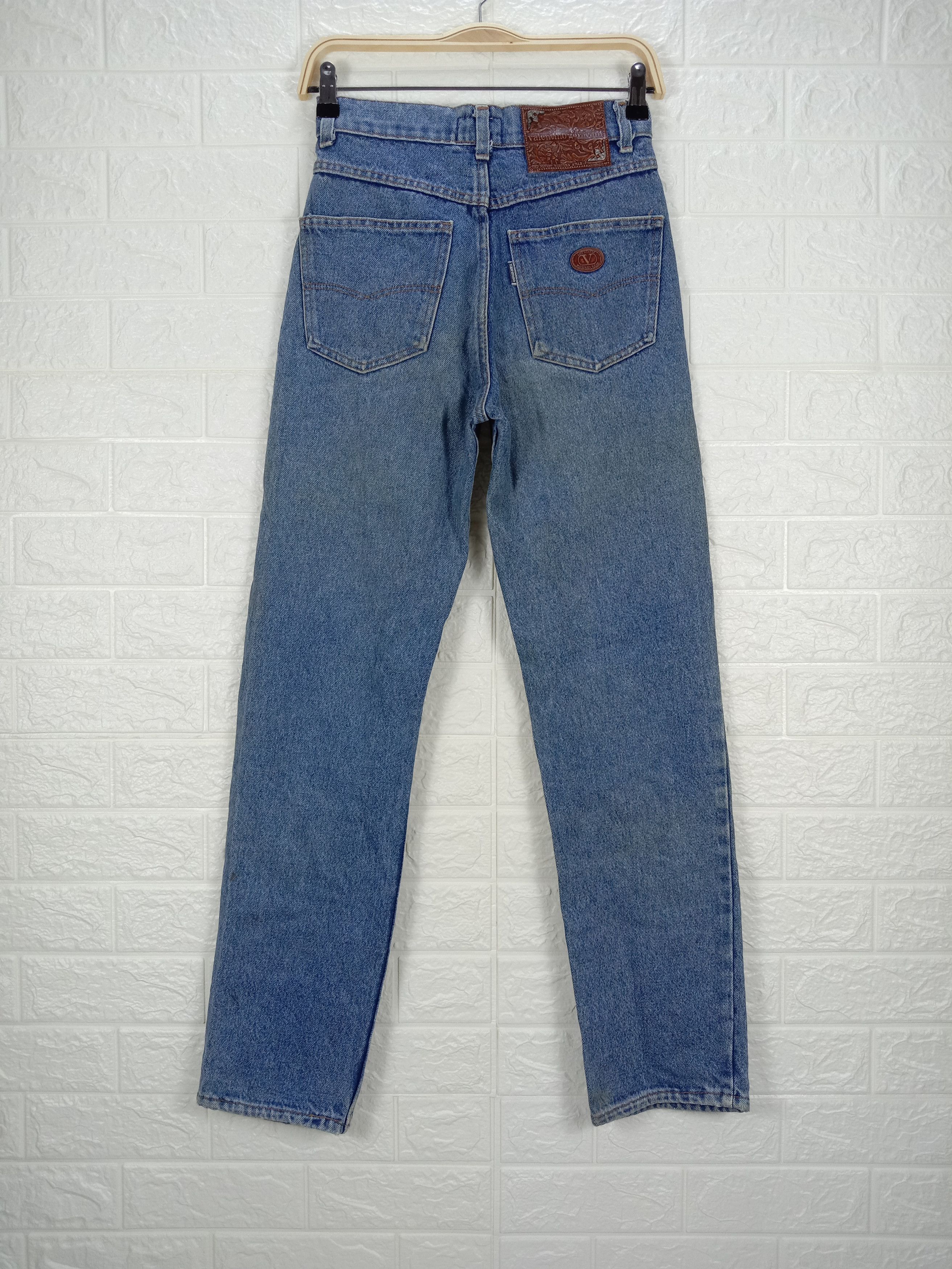 Valentino Vintage Valentino Garavani Blue Wash Jeans Size 26" / US 2 / IT 38 - 5 Thumbnail