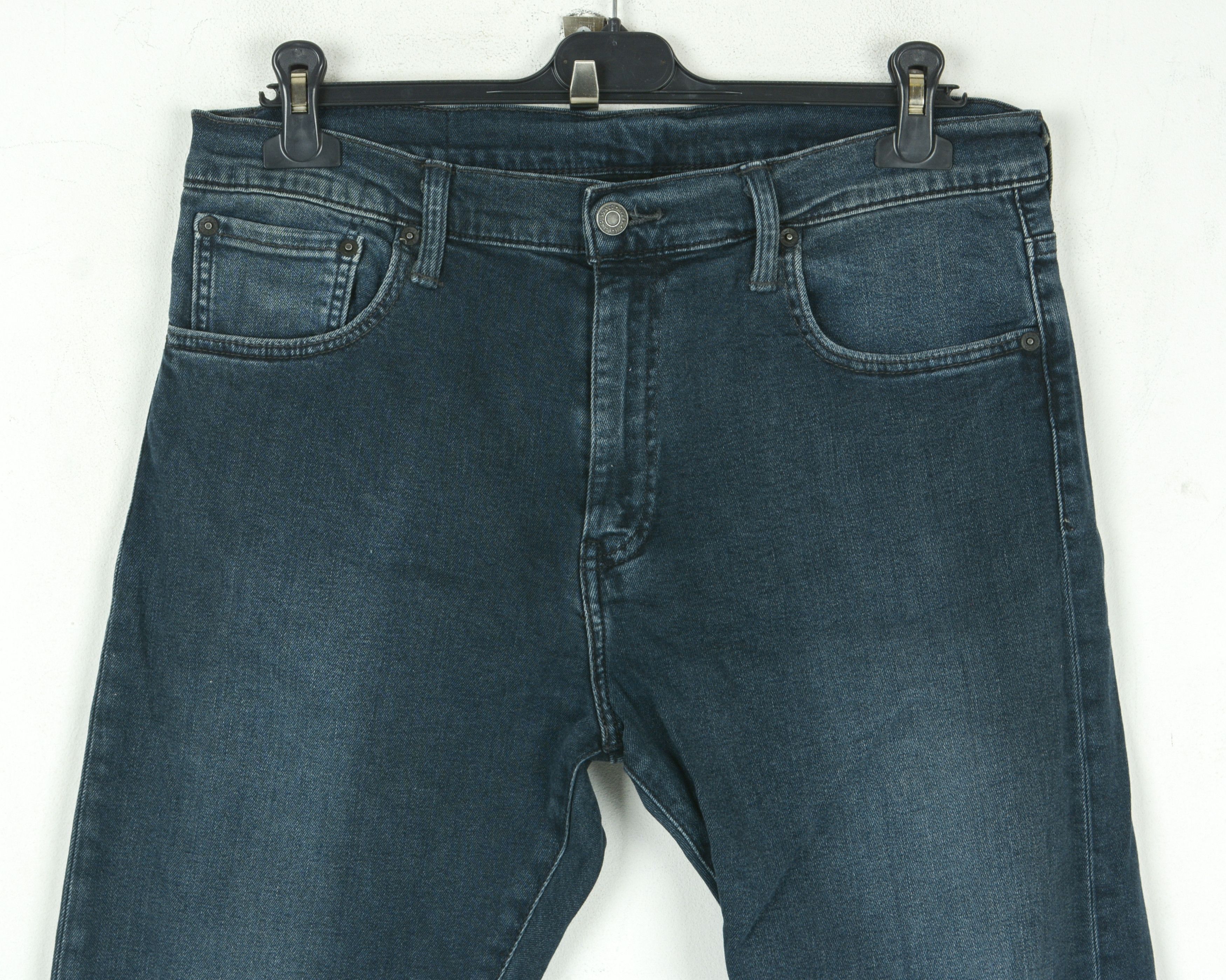 Levi's 520 Men W33 L32 Slim Tapered Leg Jeans Denim Pants Trousers Size US 34 / EU 50 - 2 Thumbnail