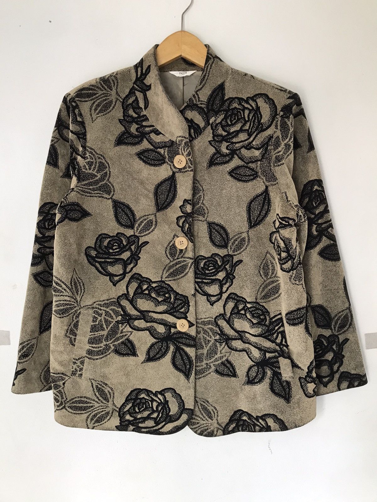 image of Avant Garde Vintage Blazer Rose Printed, Men's (Size Medium)